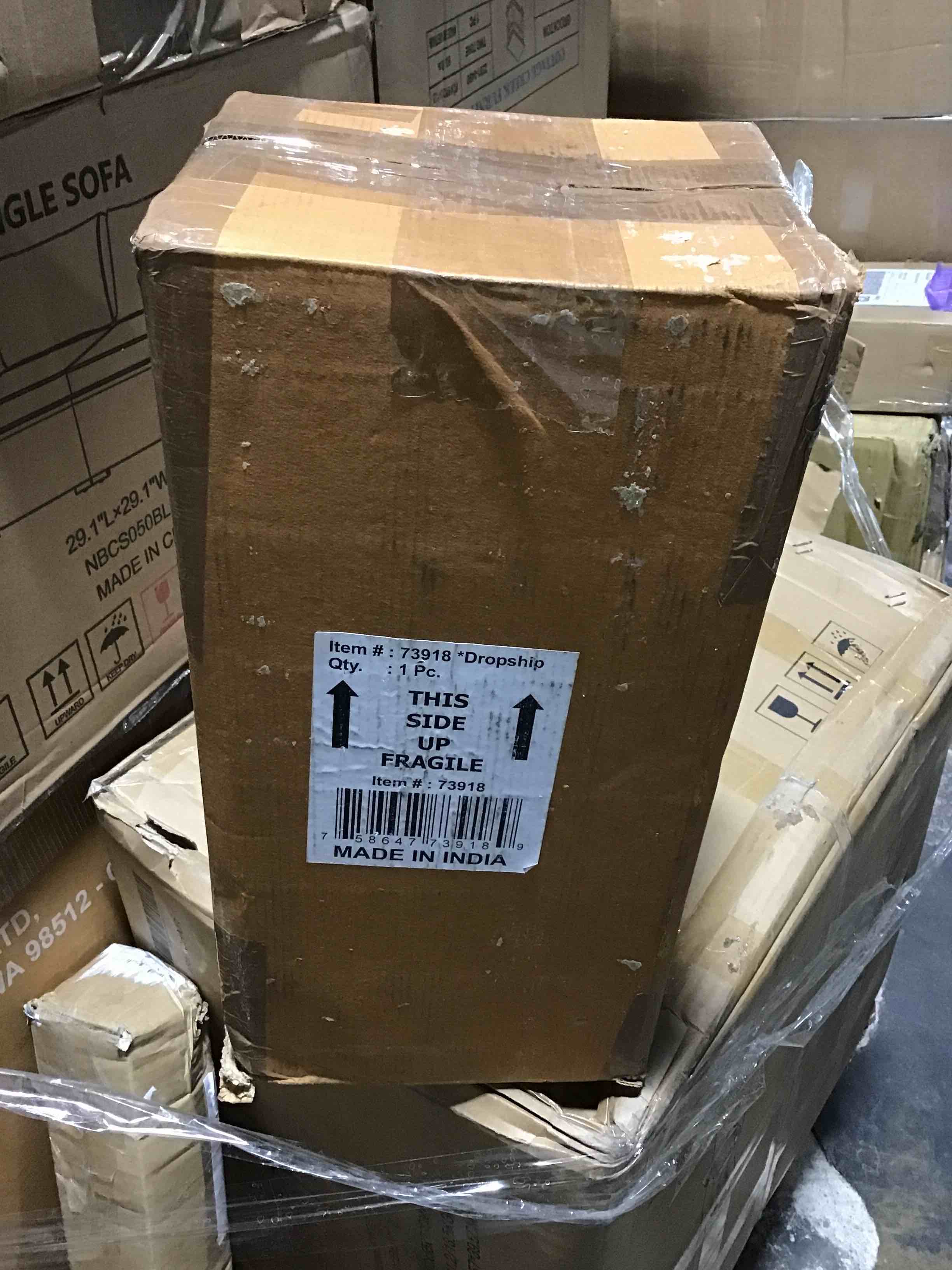 https://s3.amazonaws.com/lotting-images-prod/bidfta/RED6170372_1727883690804.jpeg