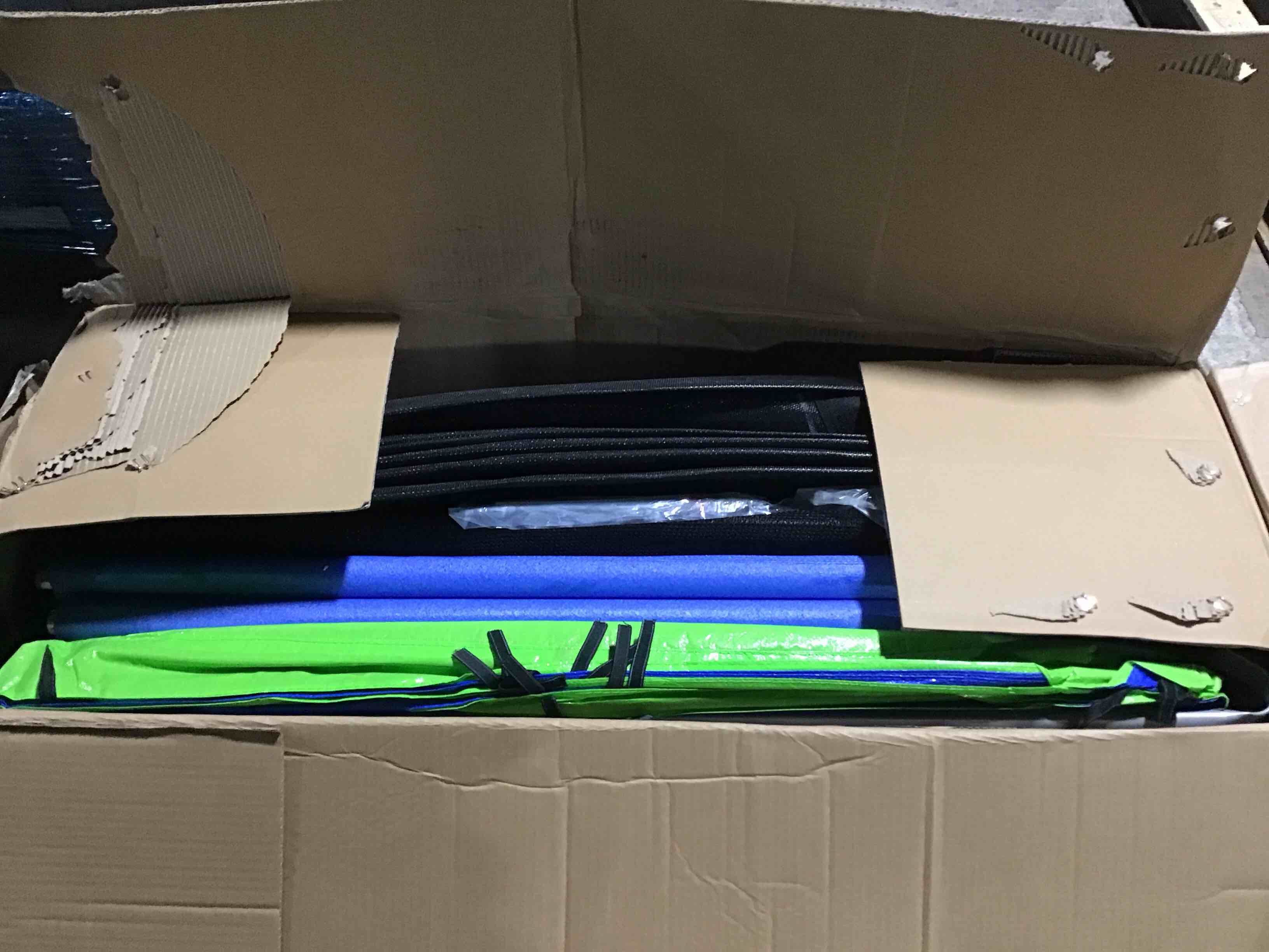 https://s3.amazonaws.com/lotting-images-prod/bidfta/RED6170730_1729003638320.jpeg