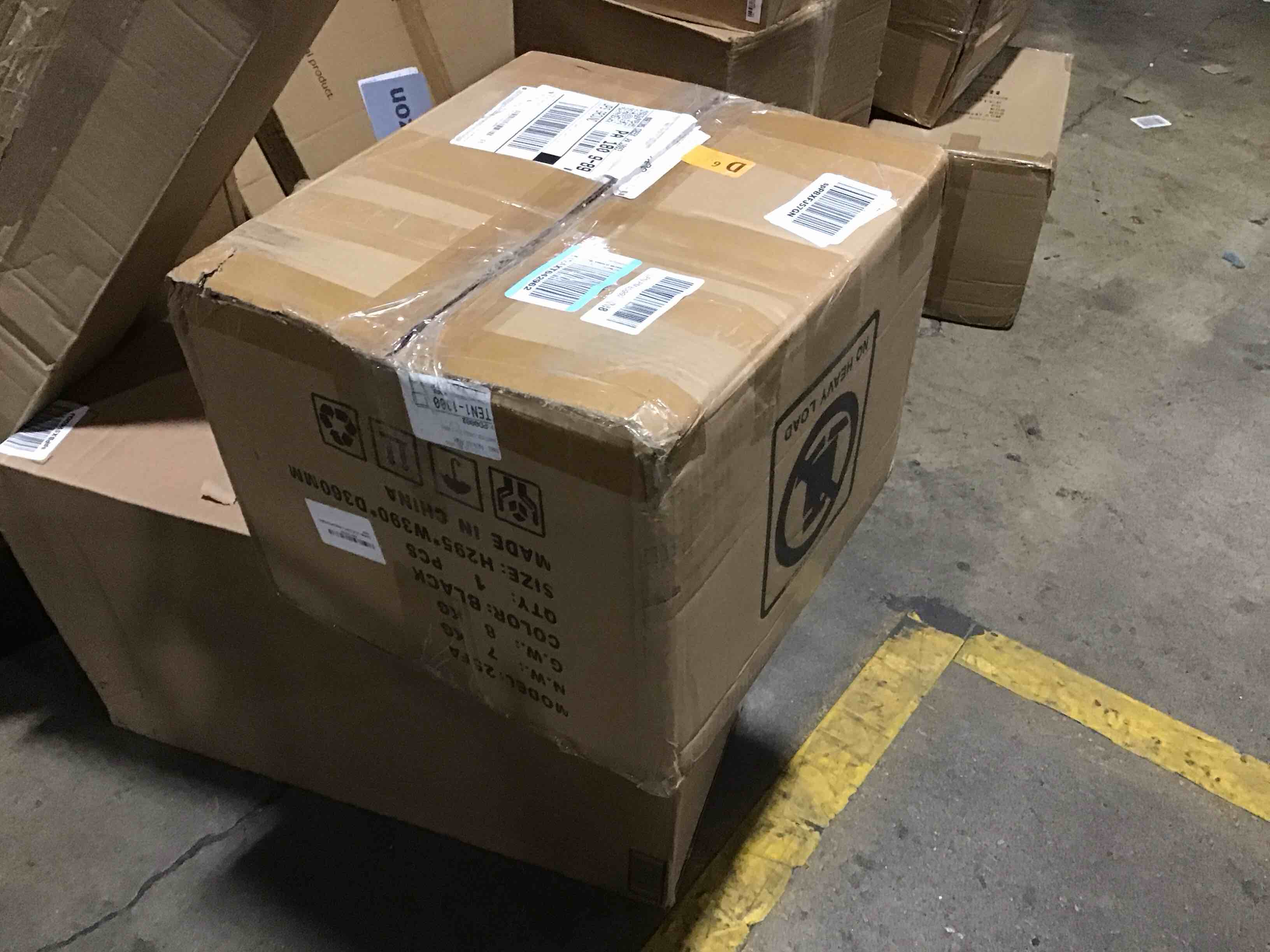 https://s3.amazonaws.com/lotting-images-prod/bidfta/RED6170812_1729175183894.jpeg