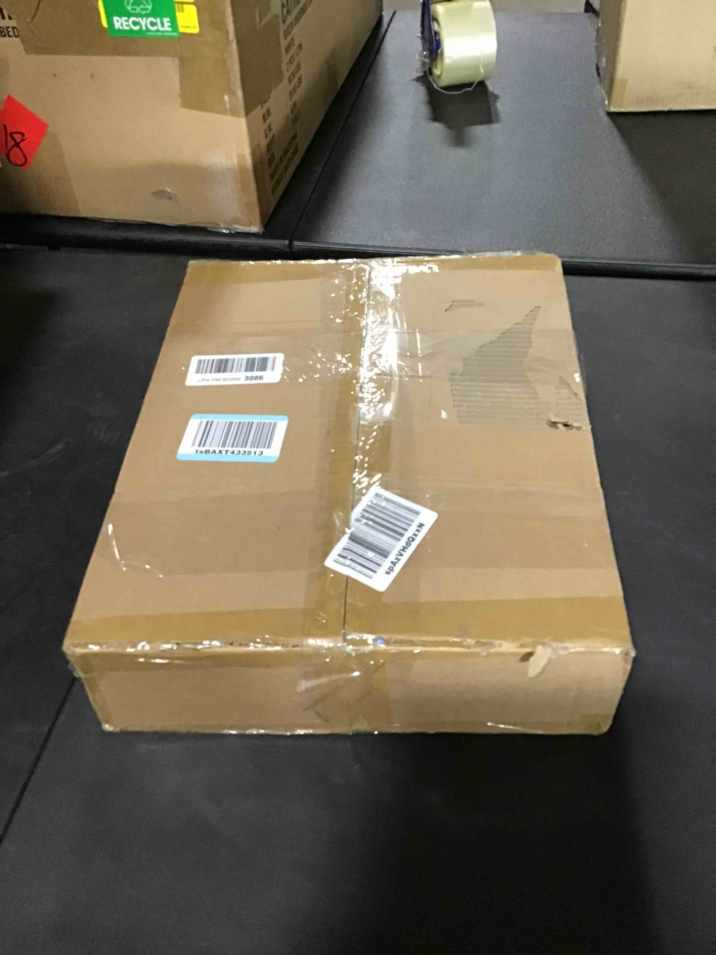 https://s3.amazonaws.com/lotting-images-prod/bidfta/RED6170879_1729264043617.jpeg