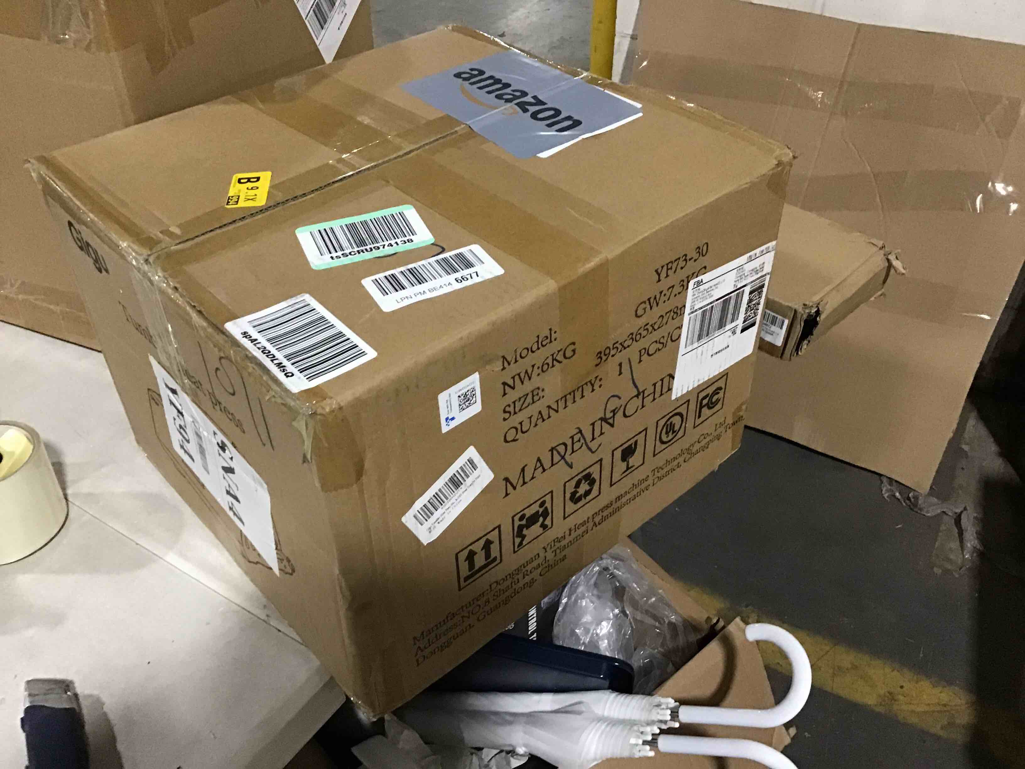 https://s3.amazonaws.com/lotting-images-prod/bidfta/RED6171097_1729704711039.jpeg