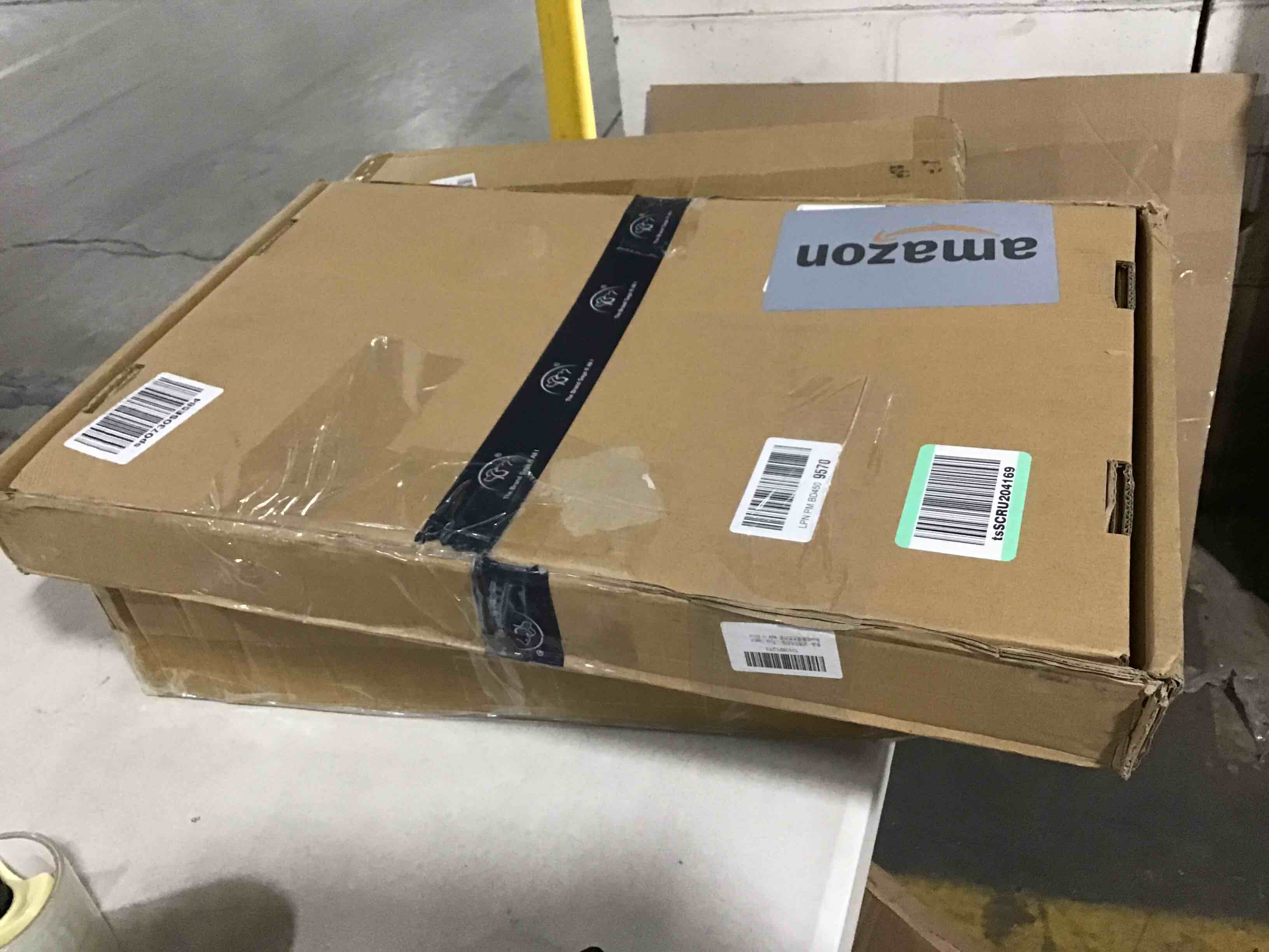 https://s3.amazonaws.com/lotting-images-prod/bidfta/RED6171103_1729707552067.jpeg