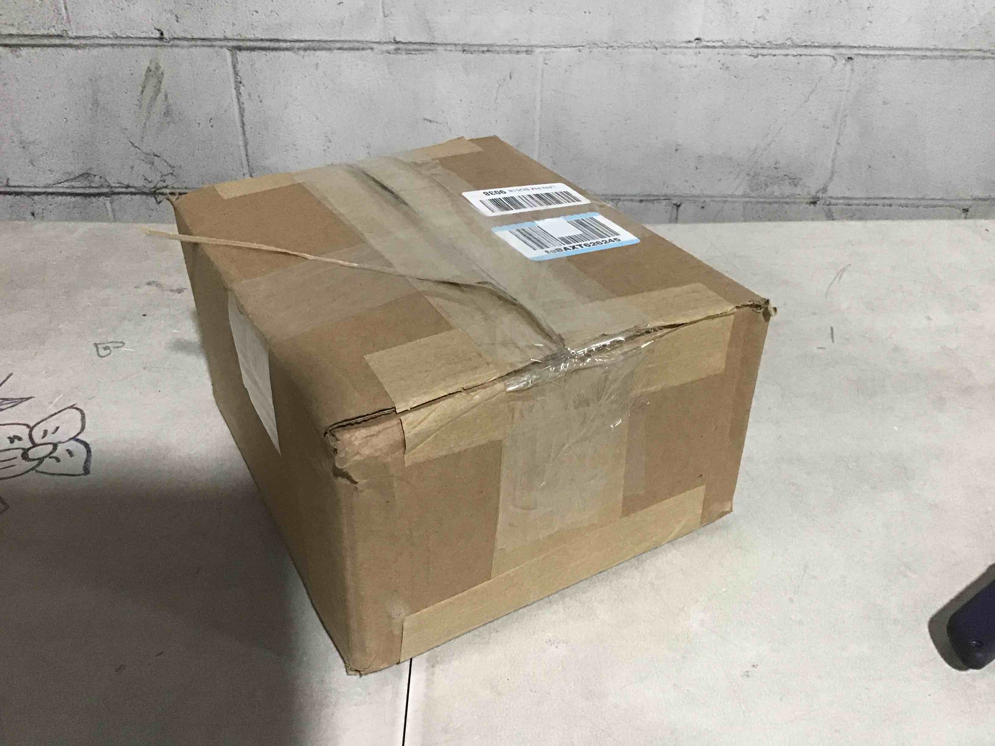 https://s3.amazonaws.com/lotting-images-prod/bidfta/RED6171164_1729781849175.jpeg