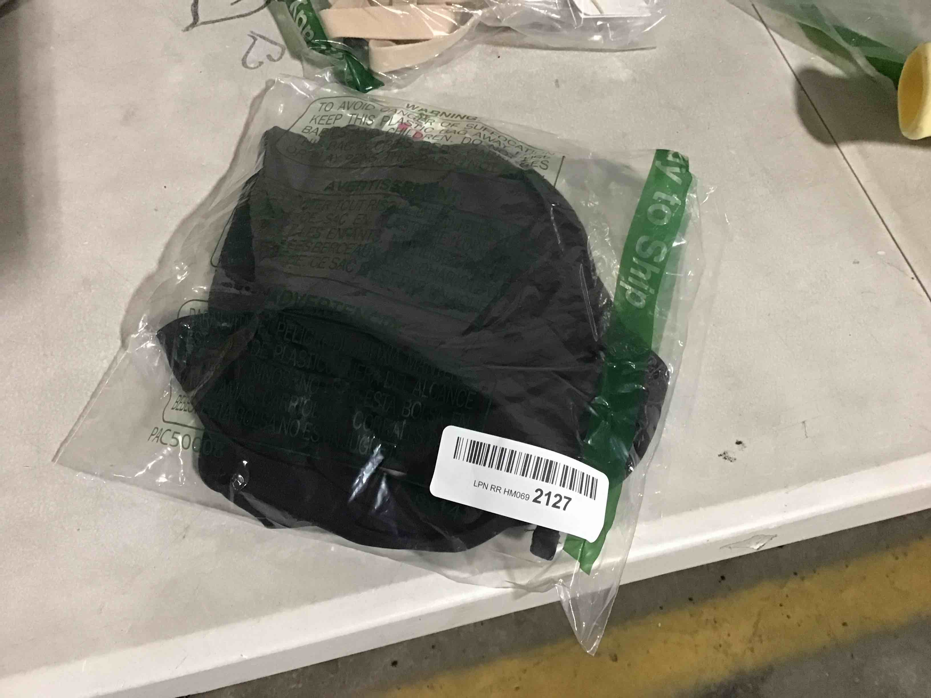 https://s3.amazonaws.com/lotting-images-prod/bidfta/RED6171267_1729869946381.jpeg