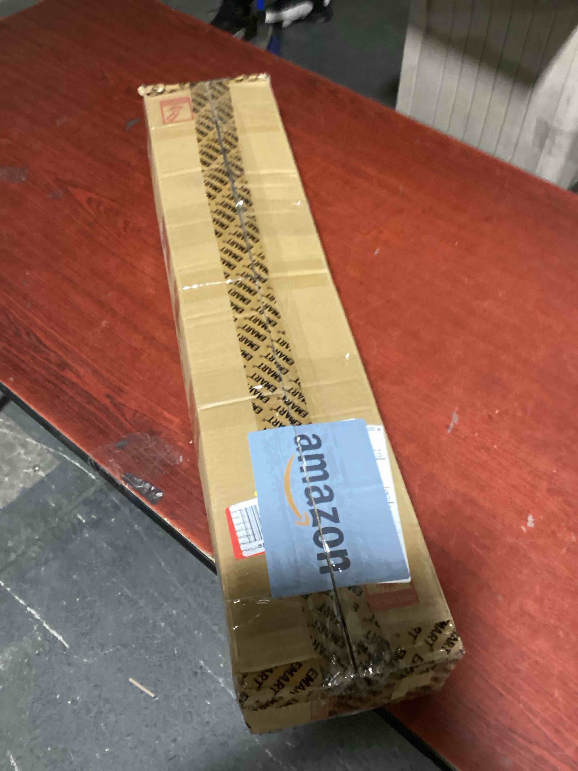 https://s3.amazonaws.com/lotting-images-prod/bidfta/RED6171922_1729108440673.jpeg