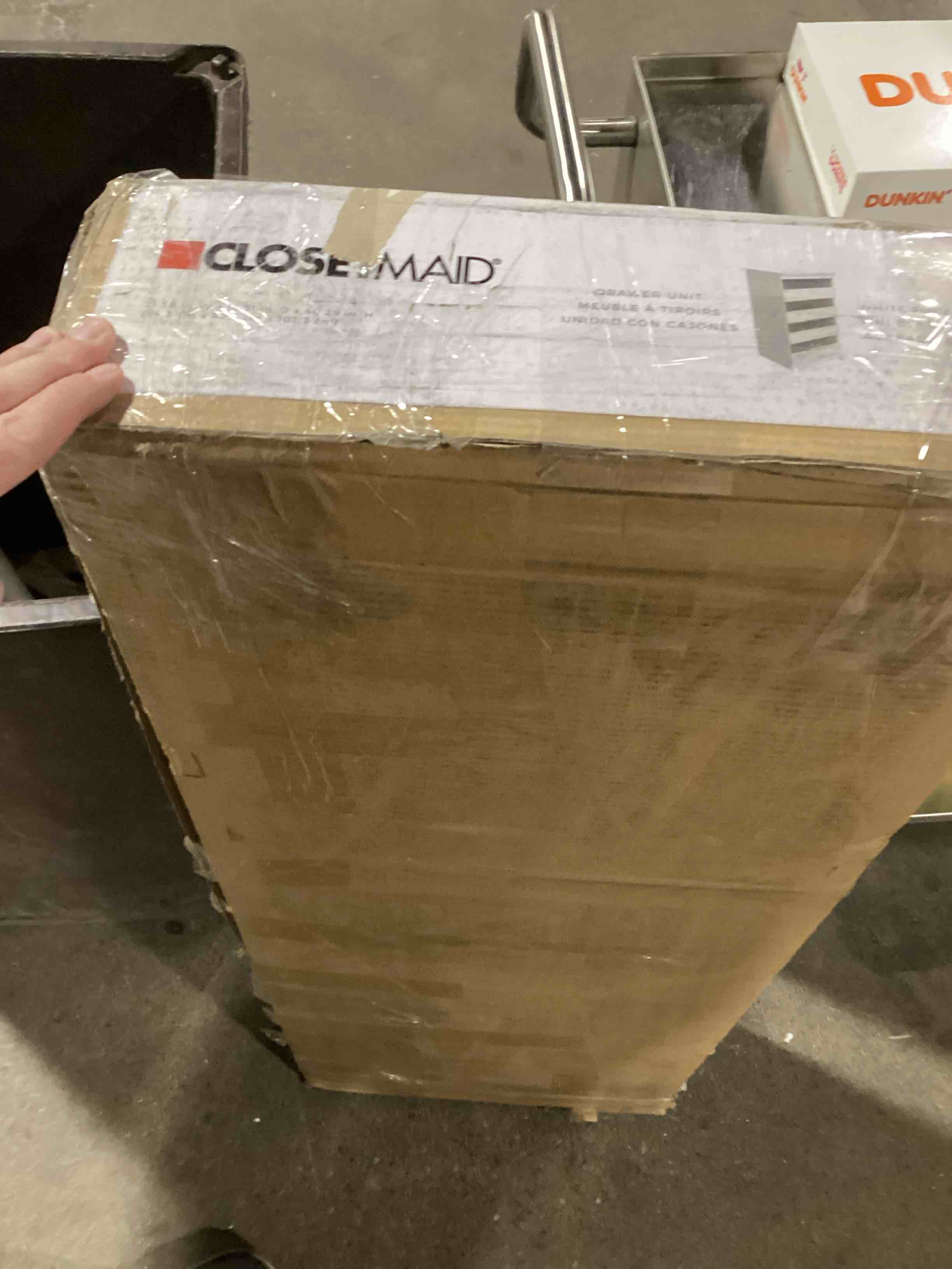 https://s3.amazonaws.com/lotting-images-prod/bidfta/RED6171928_1729166387876.jpeg