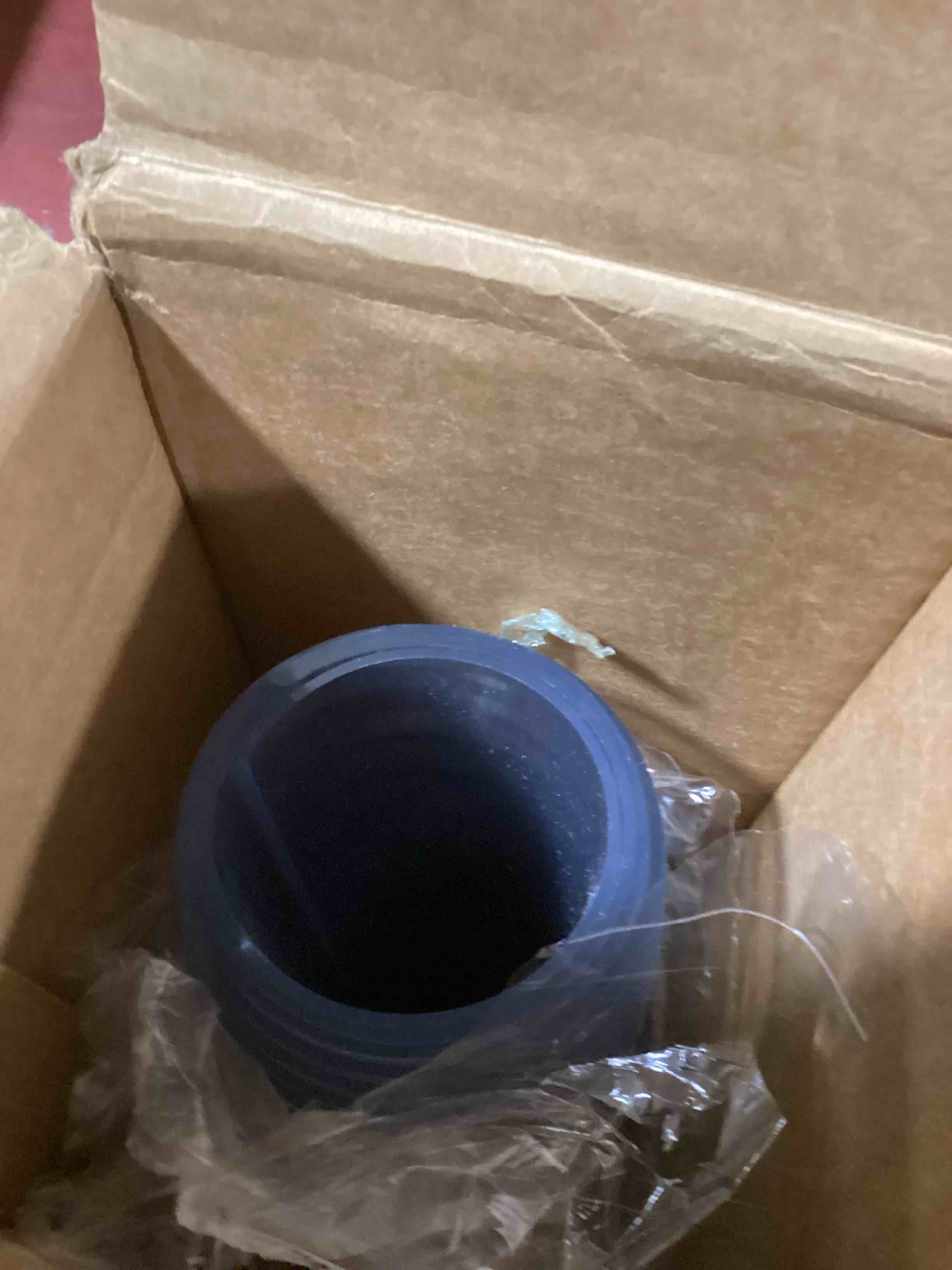 https://s3.amazonaws.com/lotting-images-prod/bidfta/RED6172758_1729883450325.jpeg