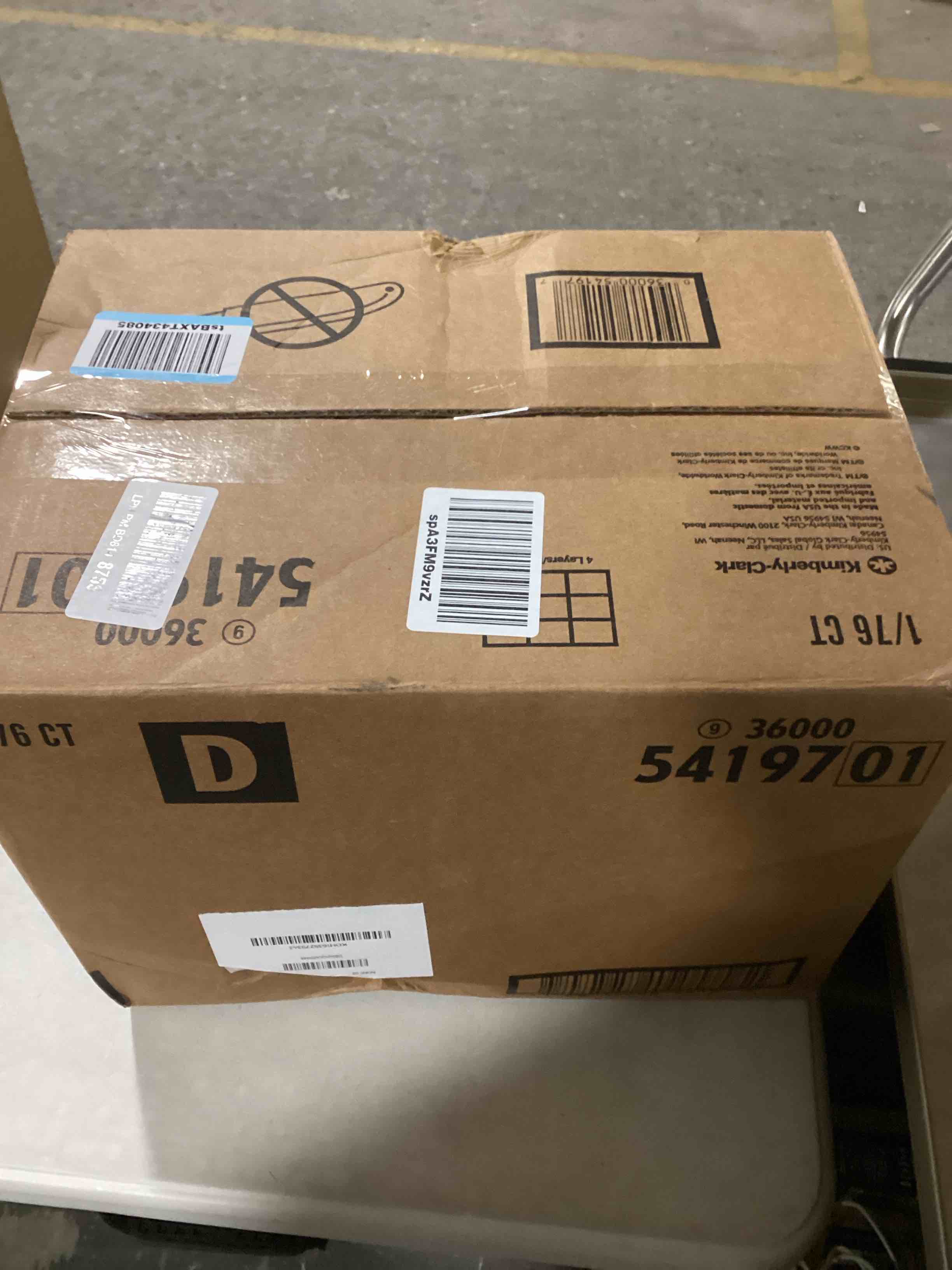 https://s3.amazonaws.com/lotting-images-prod/bidfta/RED6172864_1730135268832.jpeg