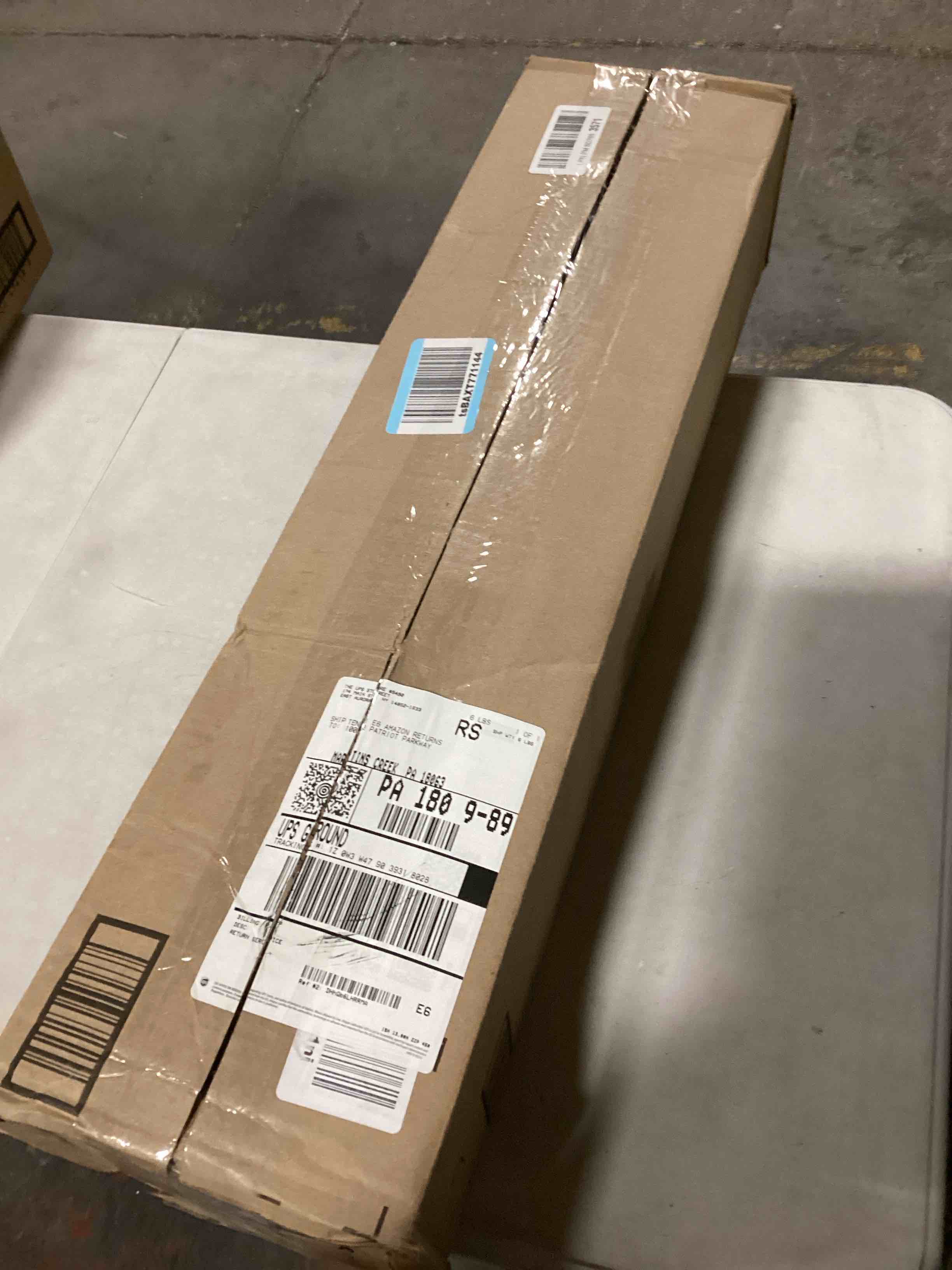 https://s3.amazonaws.com/lotting-images-prod/bidfta/RED6172878_1730137246277.jpeg