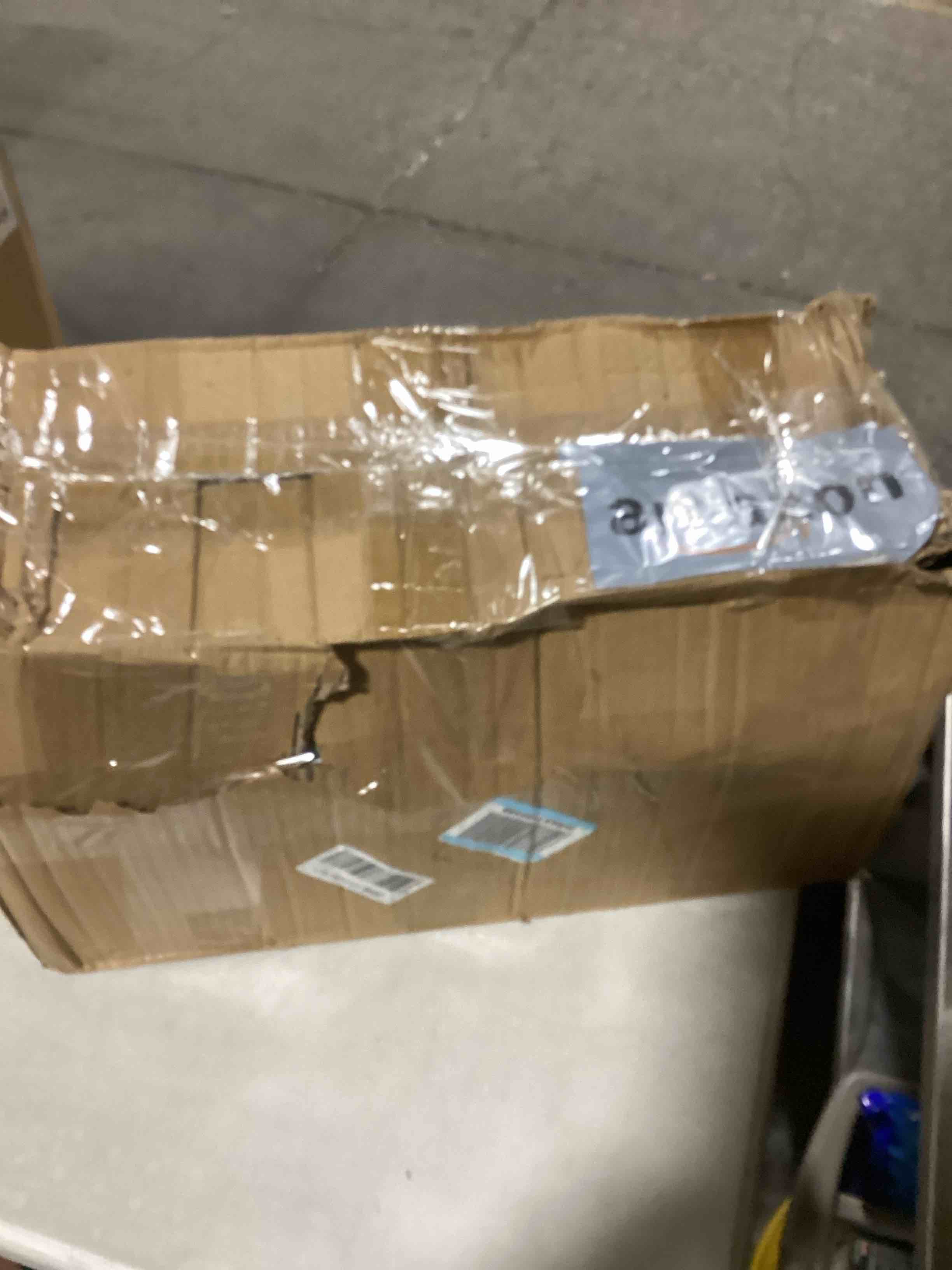 https://s3.amazonaws.com/lotting-images-prod/bidfta/RED6172891_1730141061236.jpeg