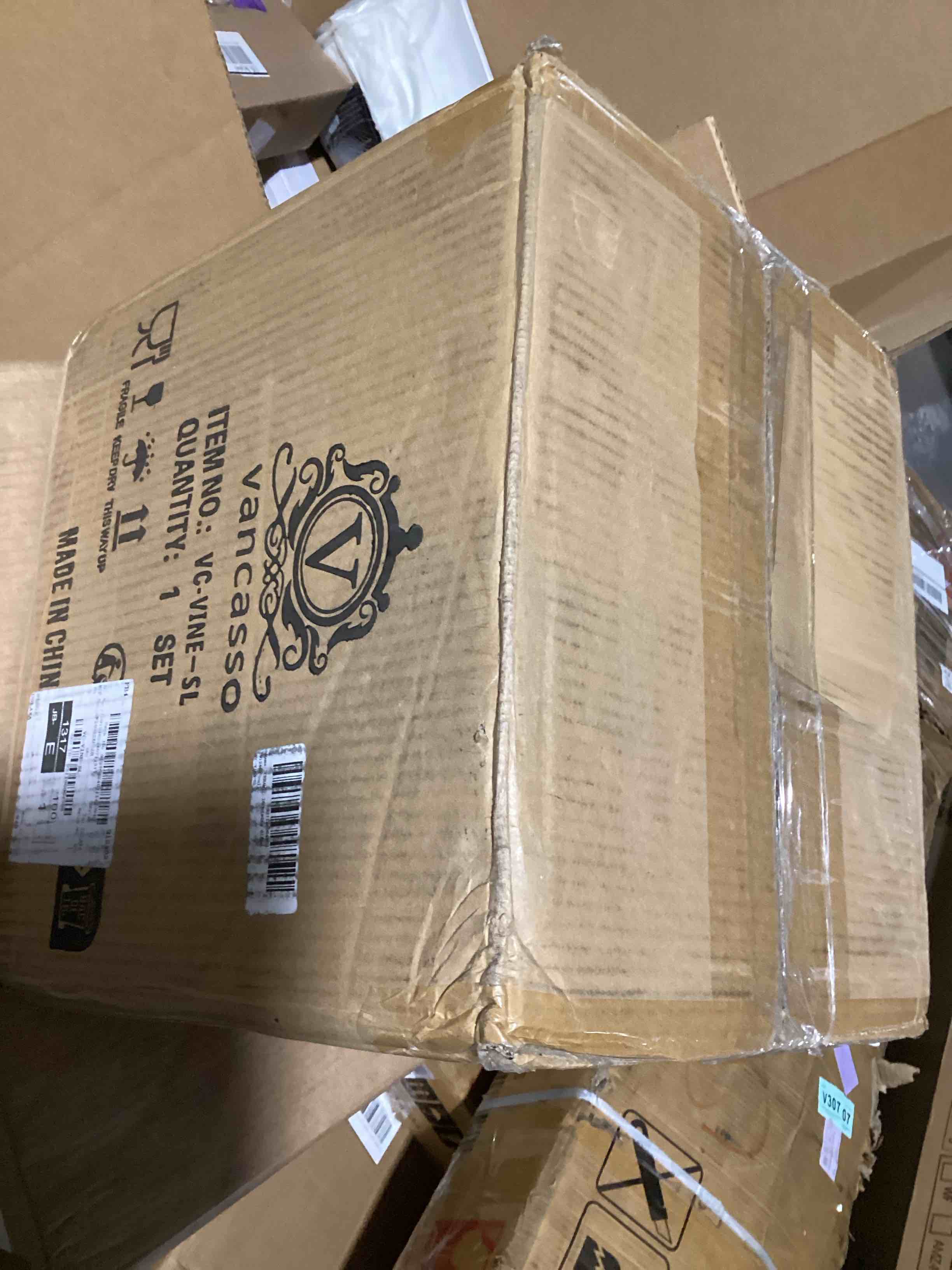 https://s3.amazonaws.com/lotting-images-prod/bidfta/RED6173064_1727097269785.jpeg
