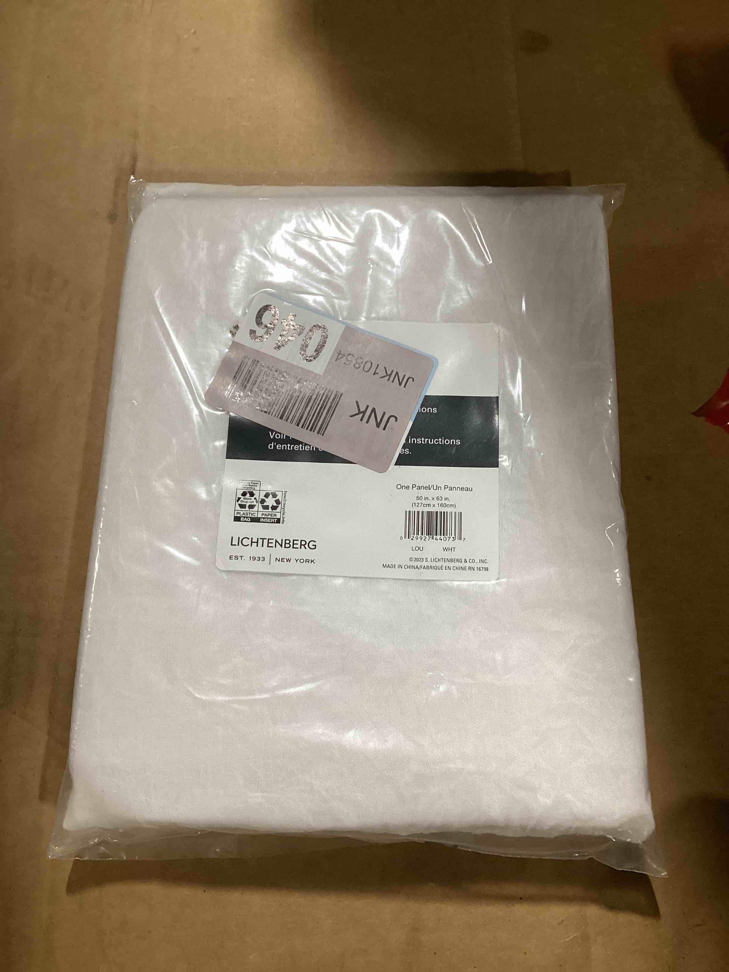 https://s3.amazonaws.com/lotting-images-prod/bidfta/RED6173364_1727448721433.jpeg