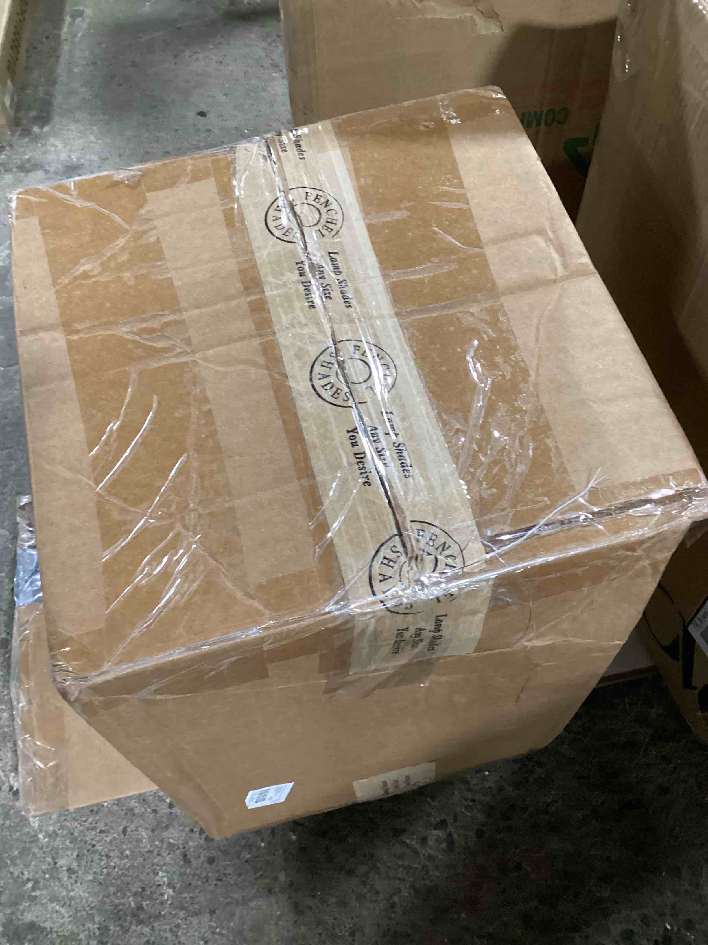 https://s3.amazonaws.com/lotting-images-prod/bidfta/RED6174128_1728572435232.jpeg