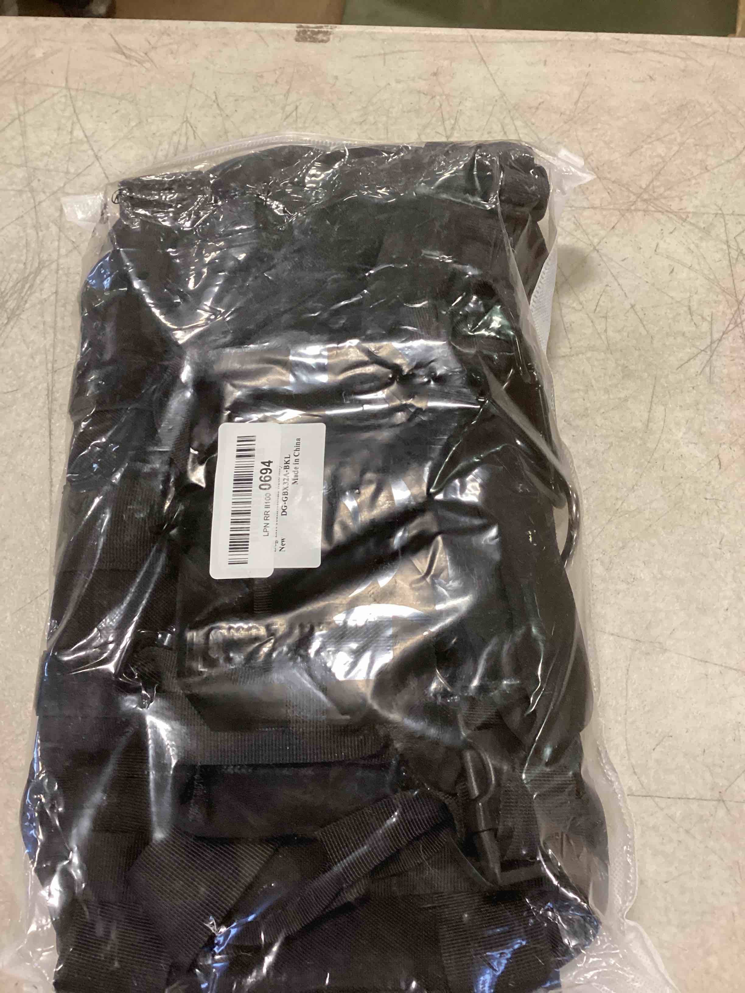 https://s3.amazonaws.com/lotting-images-prod/bidfta/RED6175117_1712604489936.jpeg