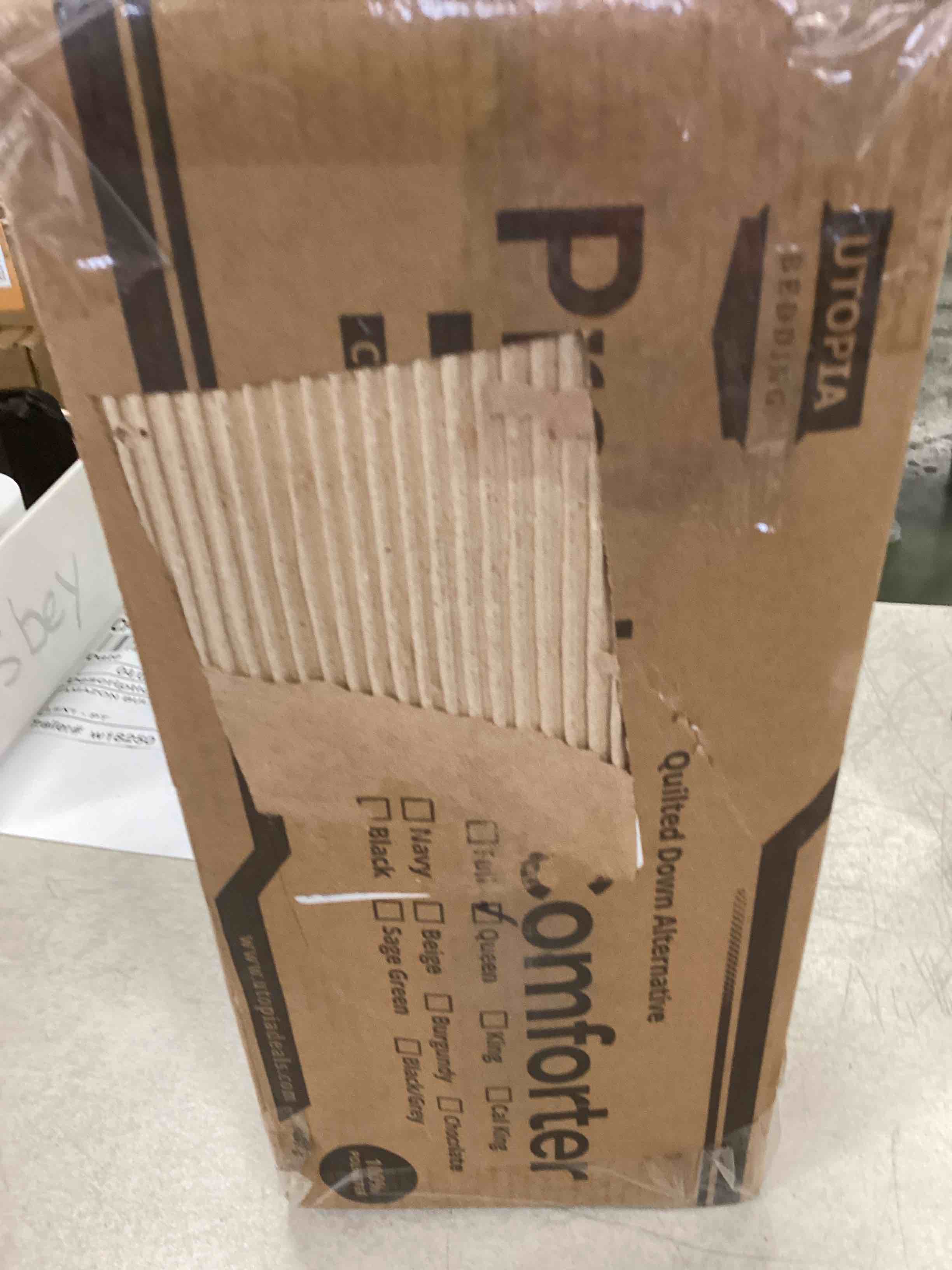 Utopia Bedding Comforter Duvet Insert - Quilted Comforter with Corner Tabs - Box Stitched Down Alternative Comforter (Queen, Light Grey)