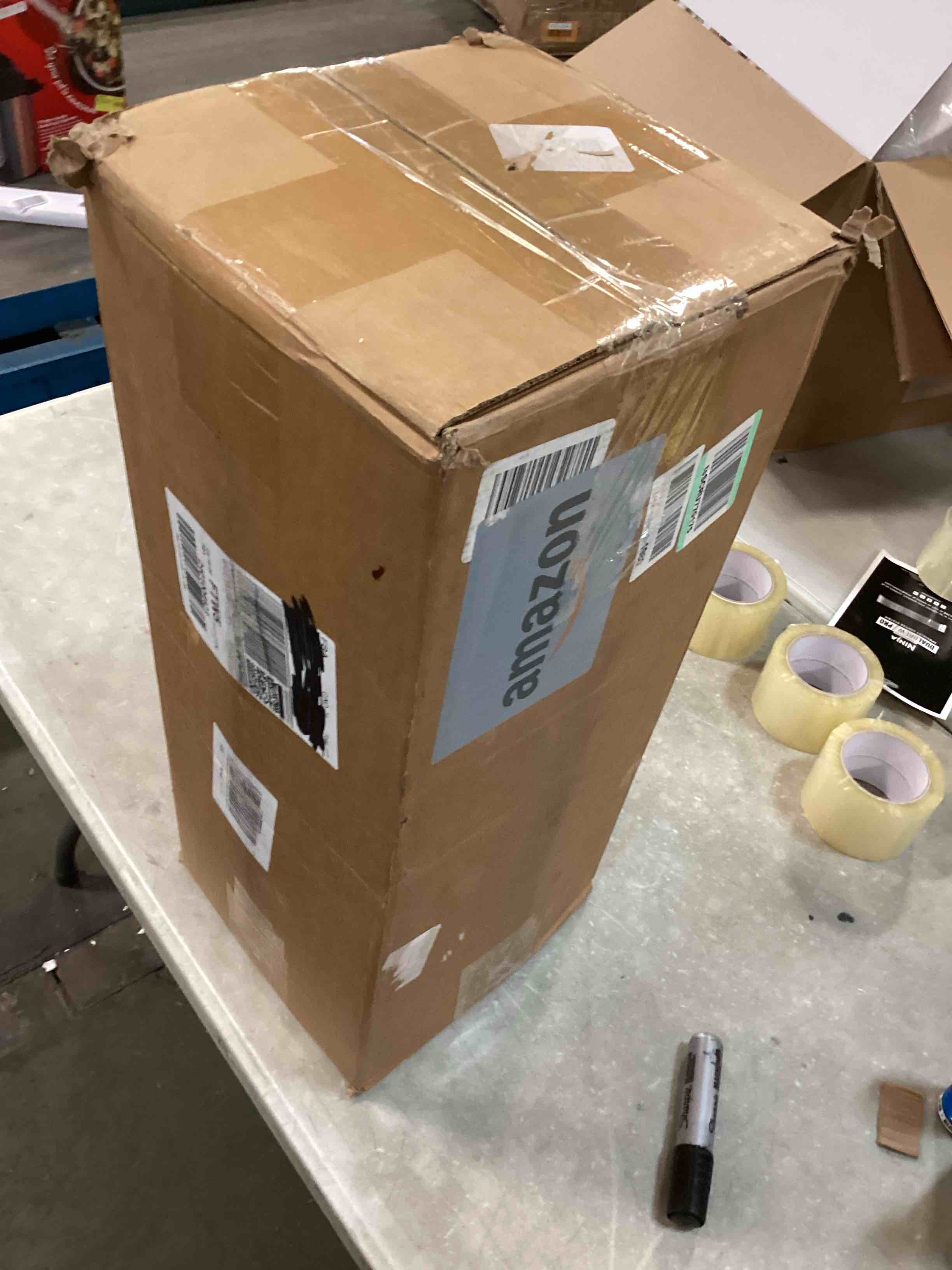 https://s3.amazonaws.com/lotting-images-prod/bidfta/RED6176017_1712778394780.jpeg