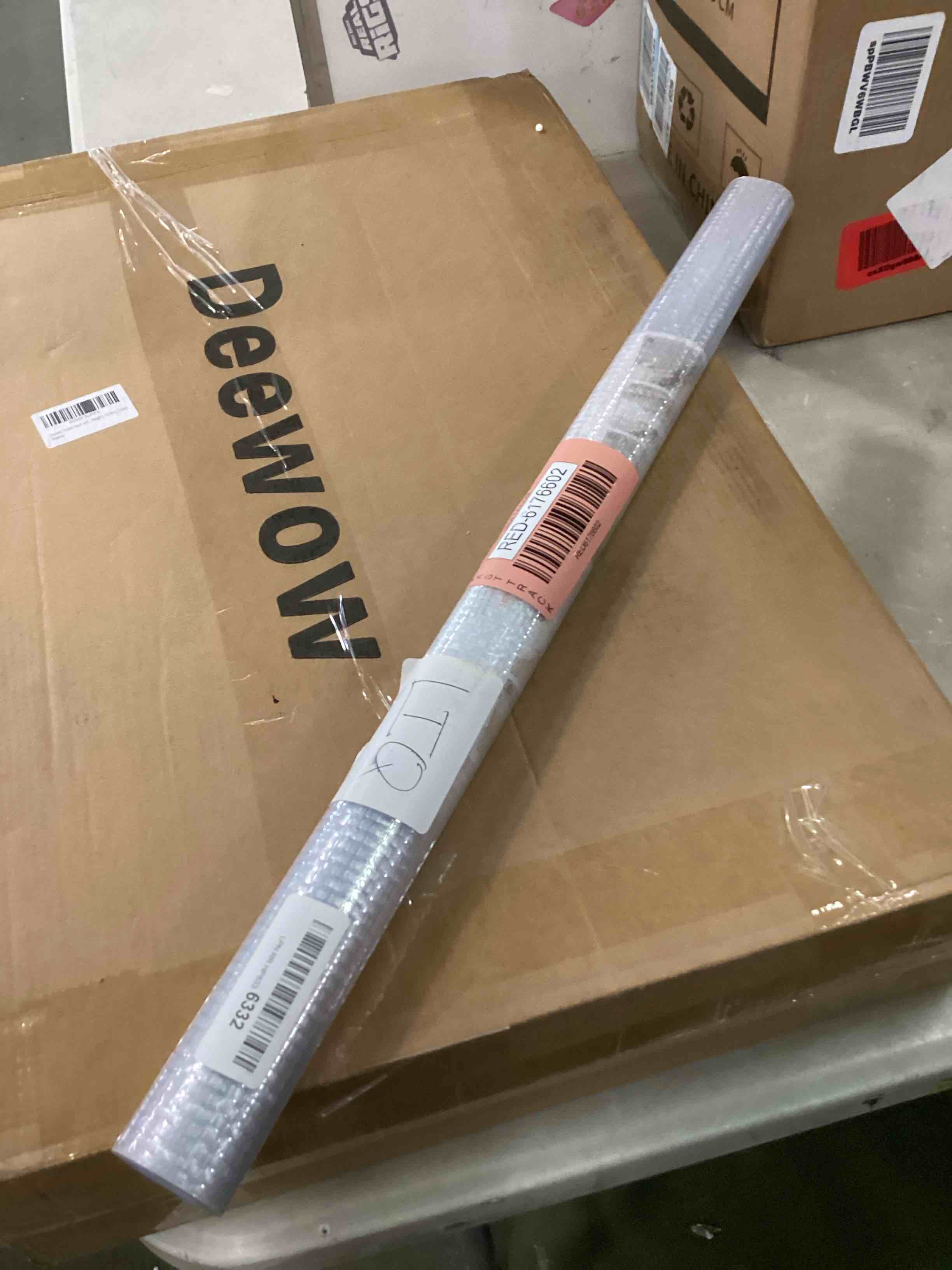 https://s3.amazonaws.com/lotting-images-prod/bidfta/RED6176602_1713183087992.jpeg
