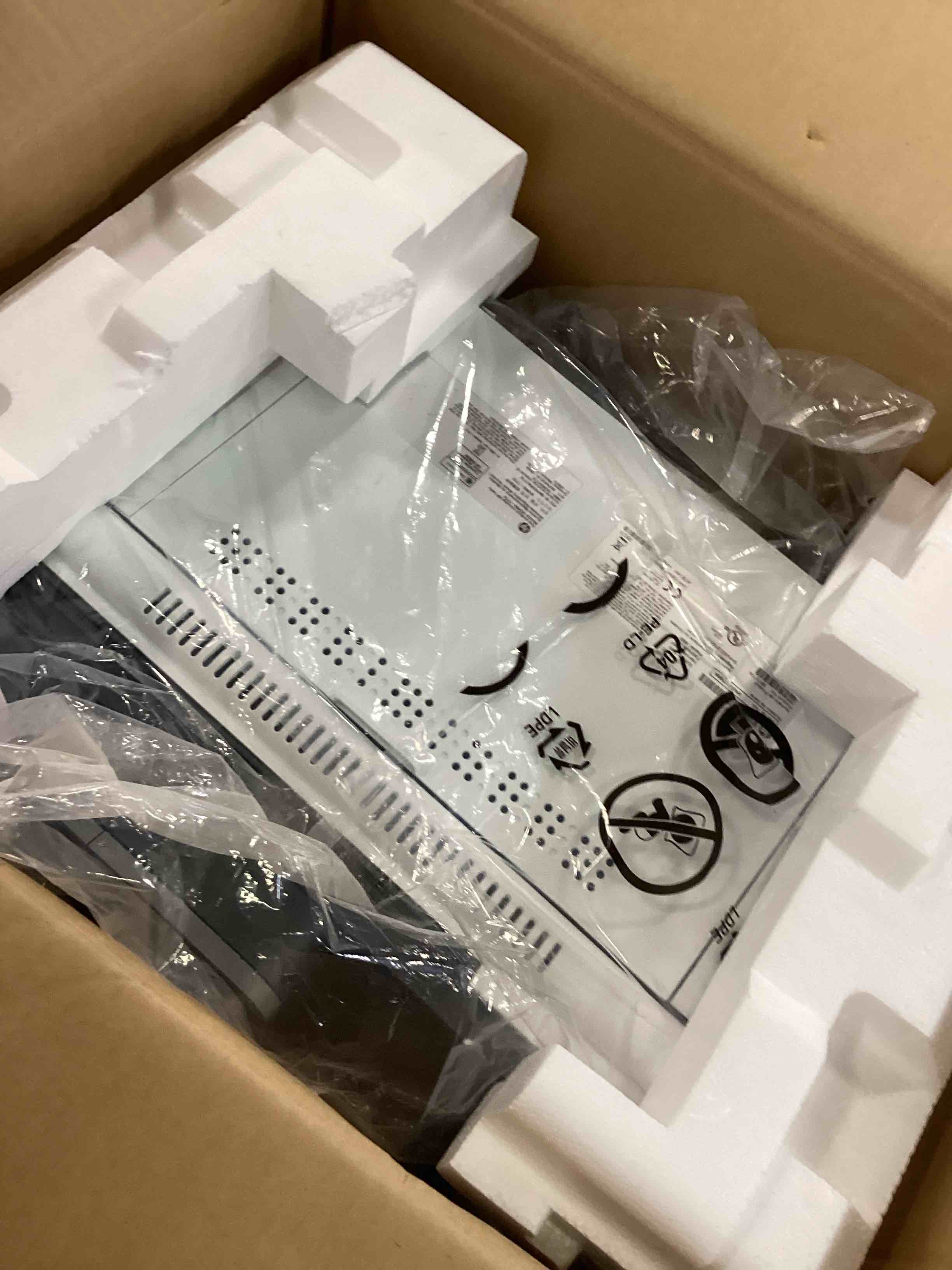 https://s3.amazonaws.com/lotting-images-prod/bidfta/RED6176785_1713208700057.jpeg