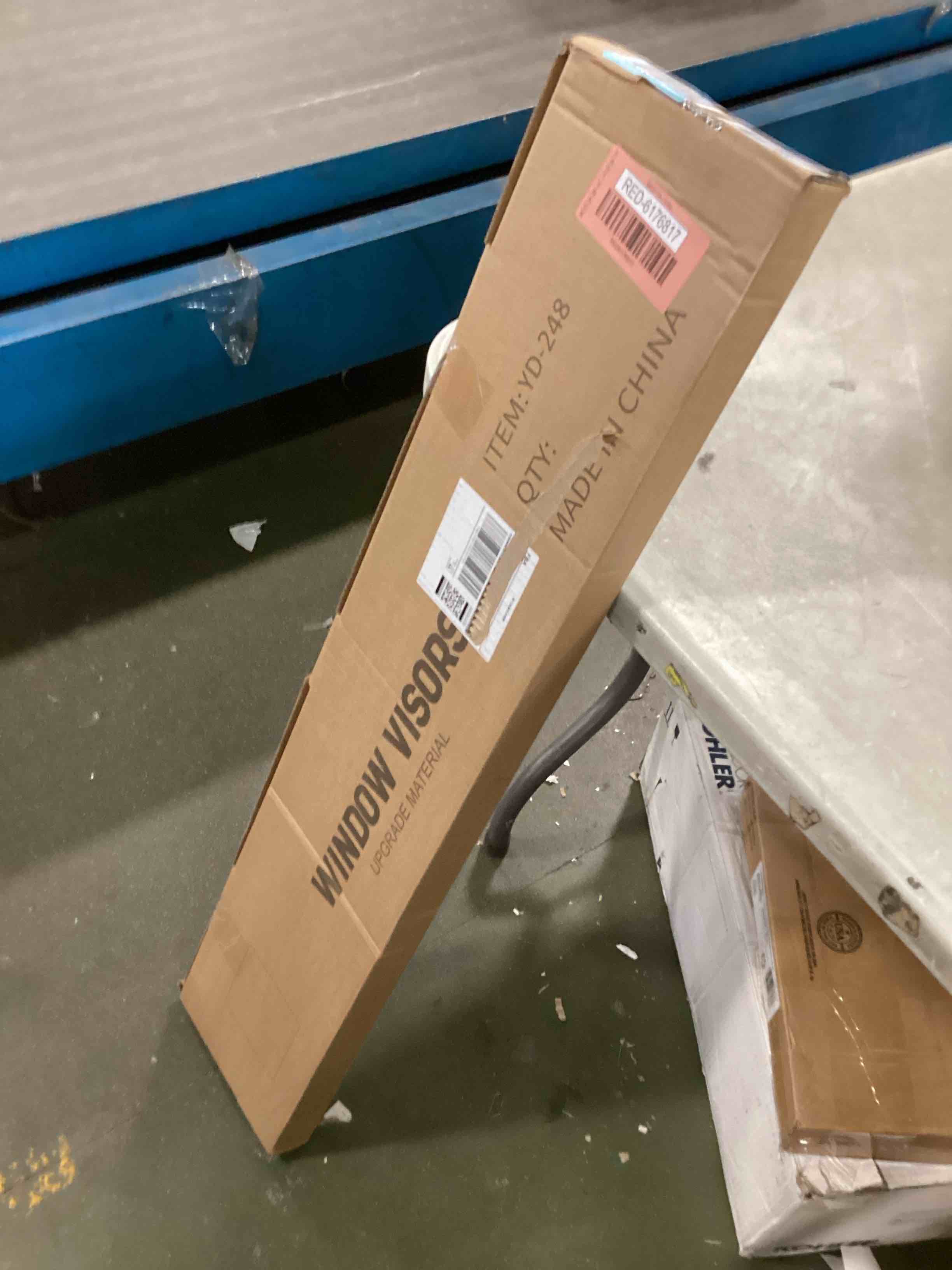 https://s3.amazonaws.com/lotting-images-prod/bidfta/RED6176817_1713212336885.jpeg