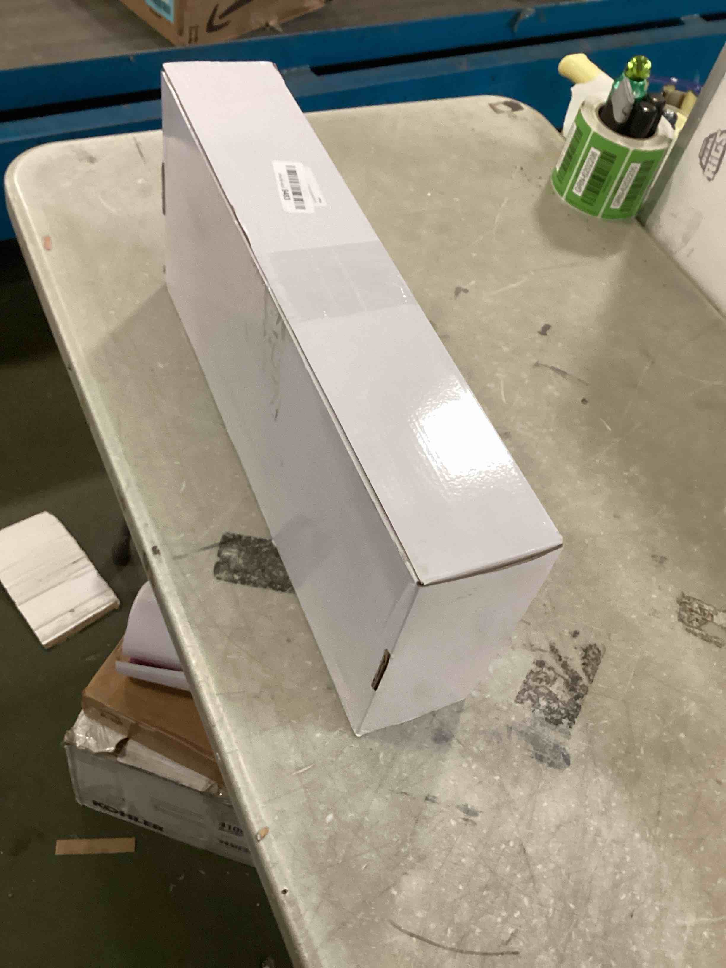 https://s3.amazonaws.com/lotting-images-prod/bidfta/RED6176910_1713283892296.jpeg