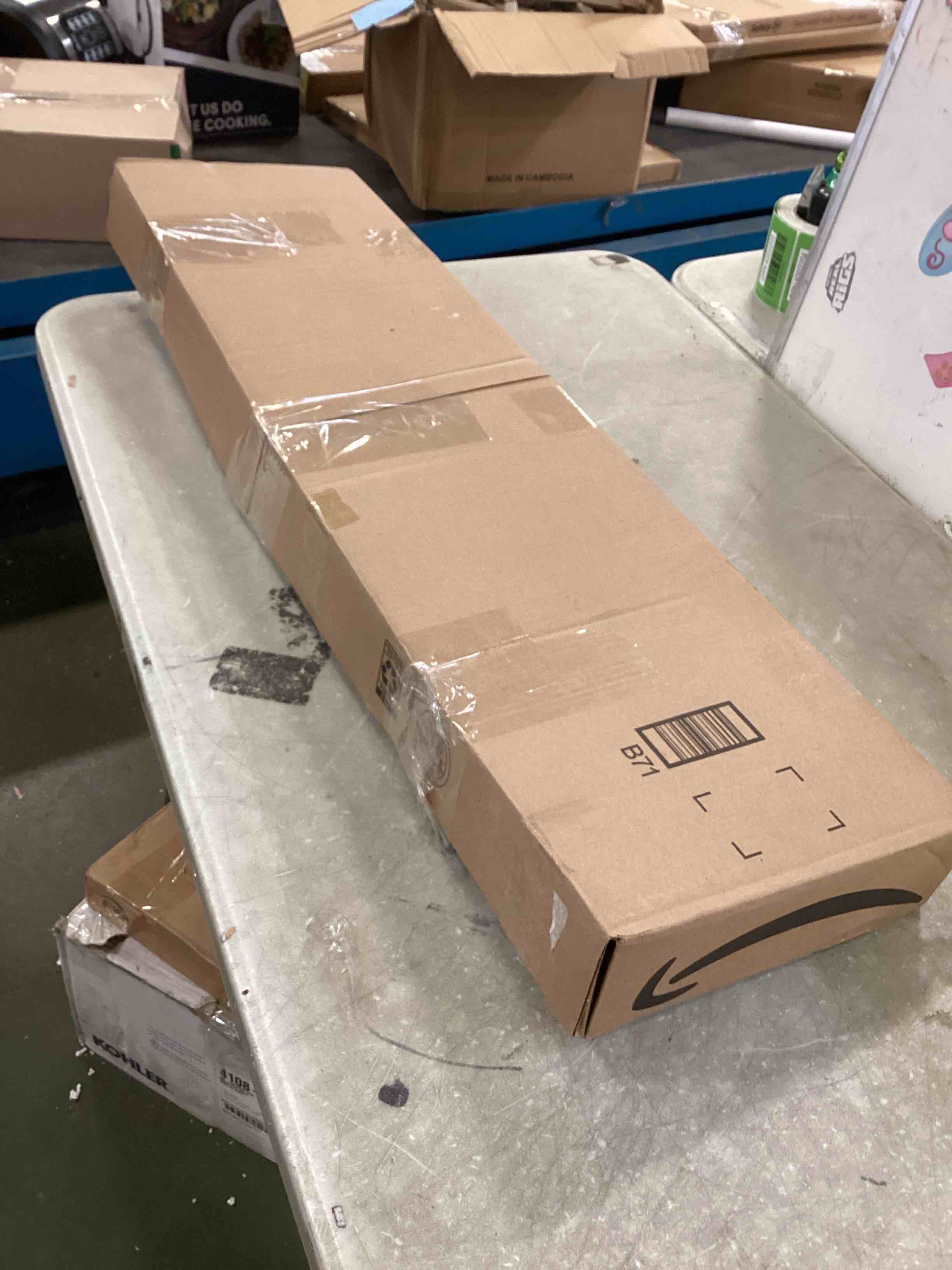 https://s3.amazonaws.com/lotting-images-prod/bidfta/RED6176964_1713295141604.jpeg