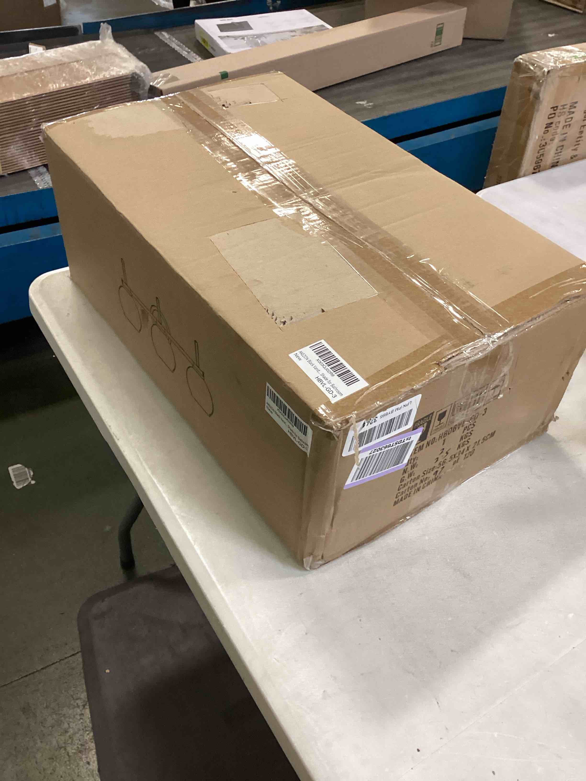 https://s3.amazonaws.com/lotting-images-prod/bidfta/RED6177264_1713461299714.jpeg