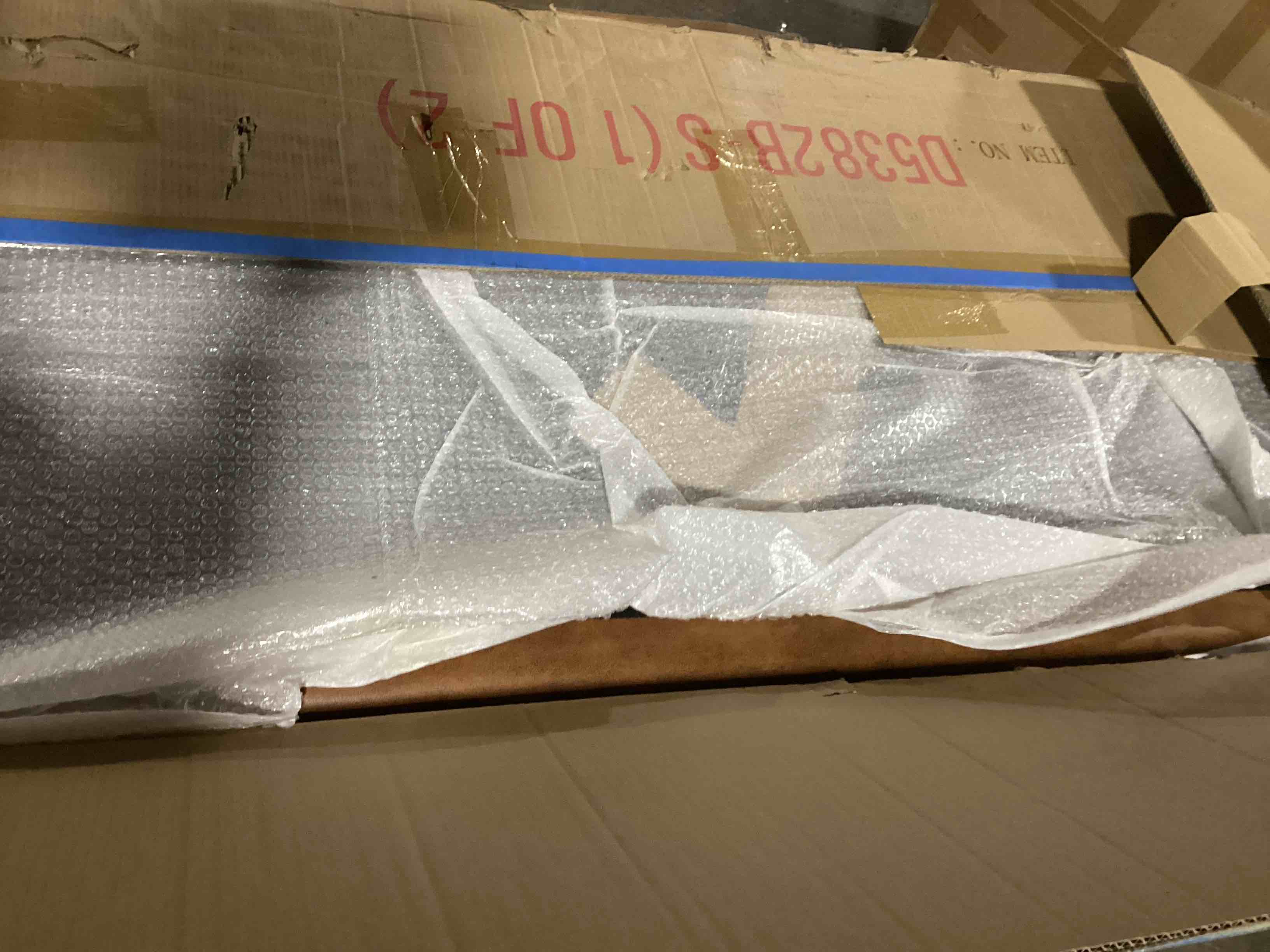 https://s3.amazonaws.com/lotting-images-prod/bidfta/RED6177989_1728048535021.jpeg