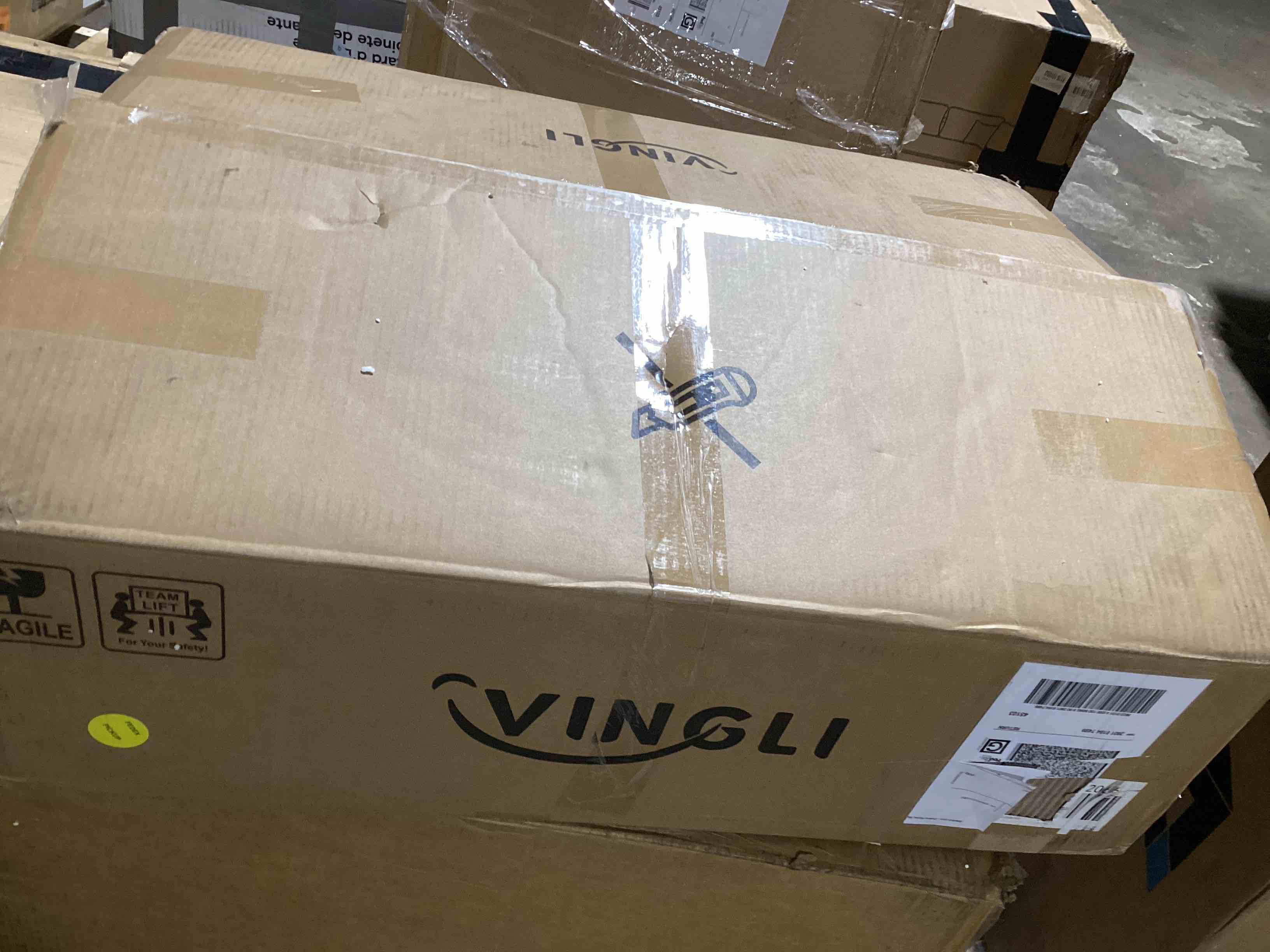https://s3.amazonaws.com/lotting-images-prod/bidfta/RED6178248_1728488449511.jpeg