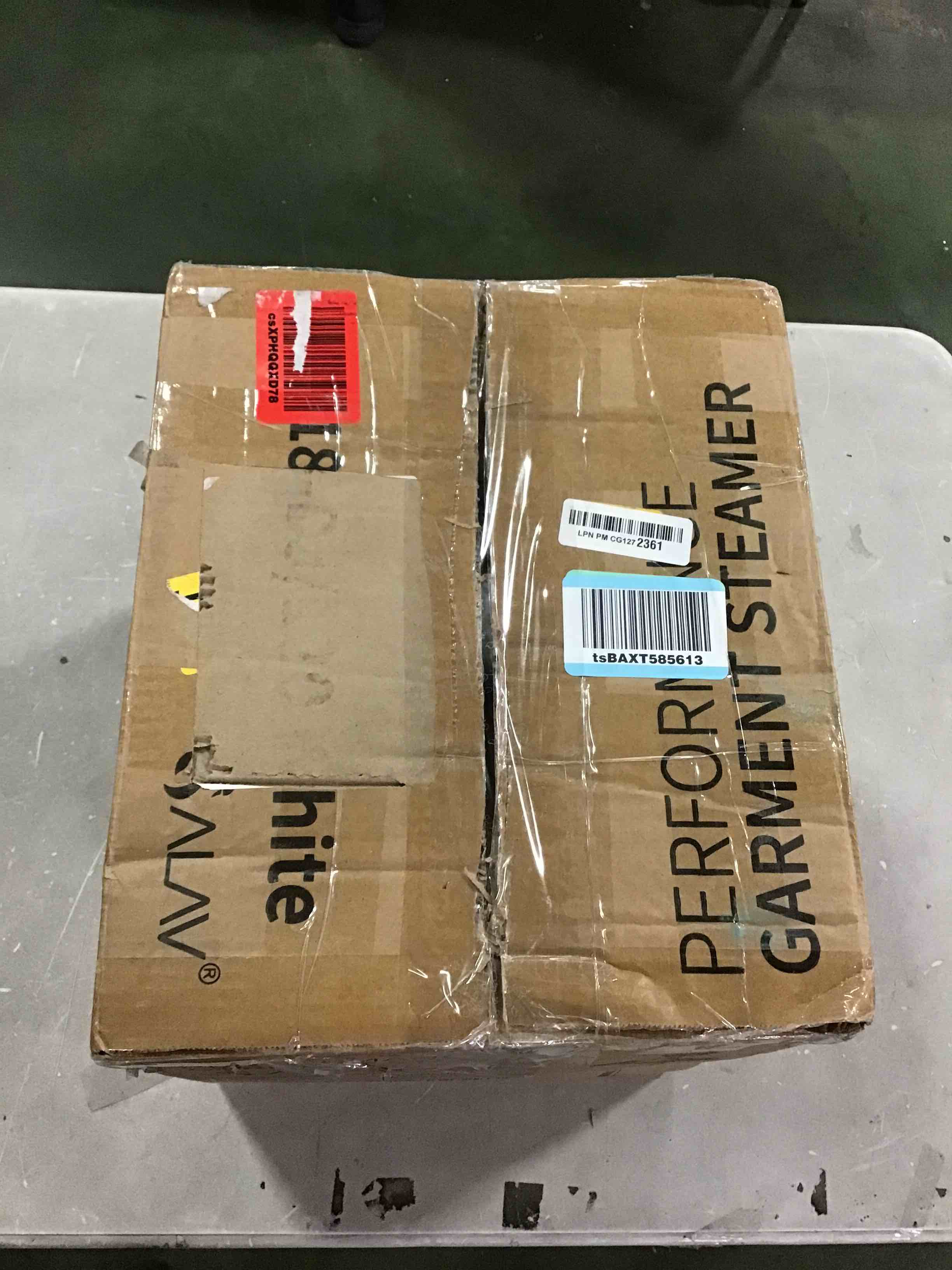 https://s3.amazonaws.com/lotting-images-prod/bidfta/RED6179323_1713446154535.jpeg