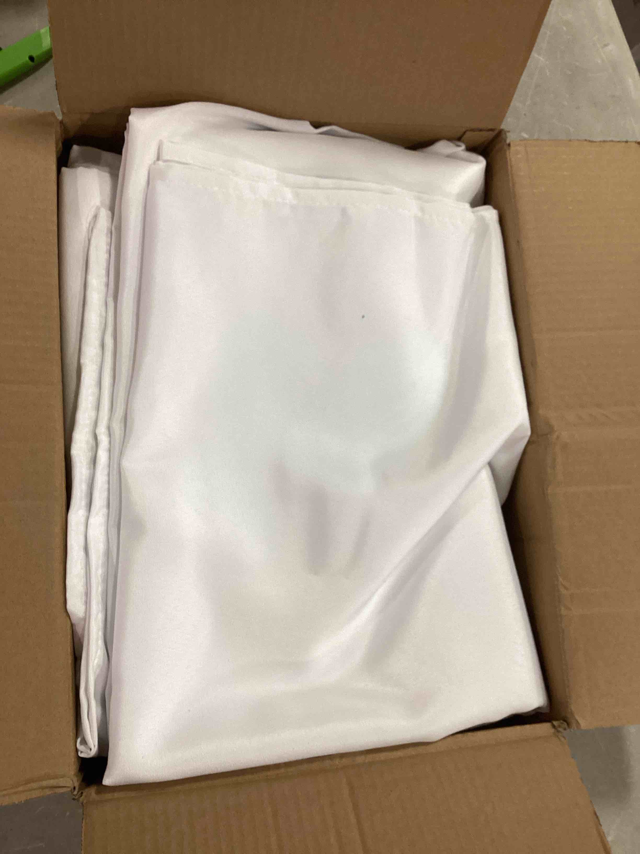 https://s3.amazonaws.com/lotting-images-prod/bidfta/RED6179540_1713549160250.jpeg