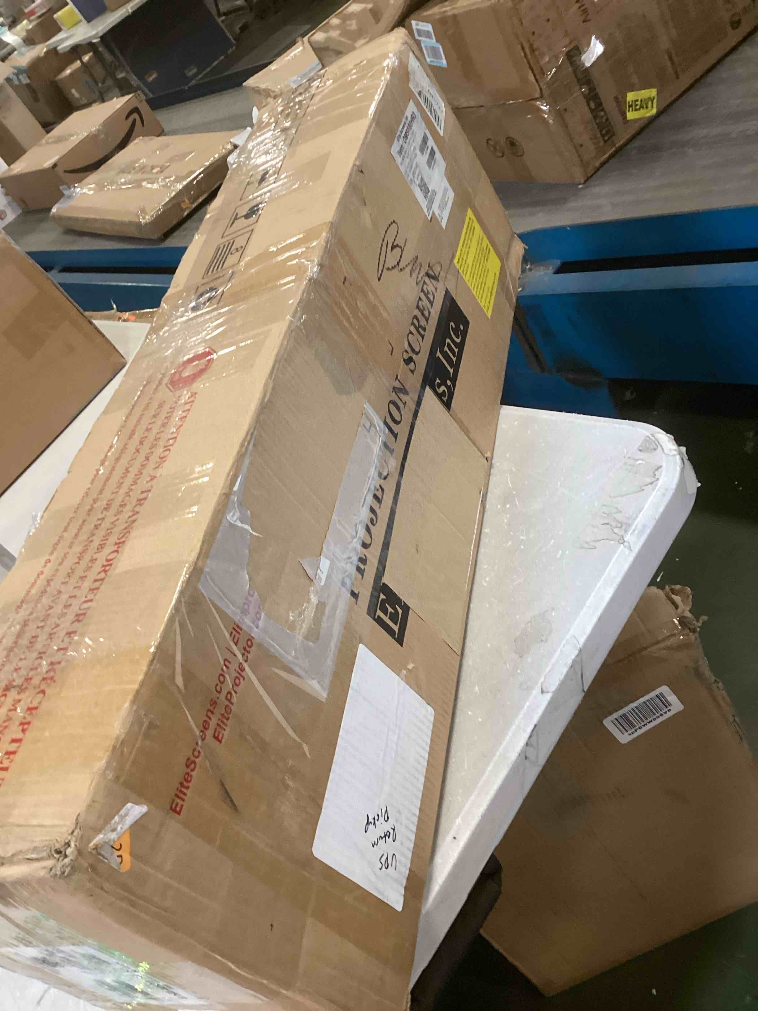 https://s3.amazonaws.com/lotting-images-prod/bidfta/RED6181577_1713211336890.jpeg