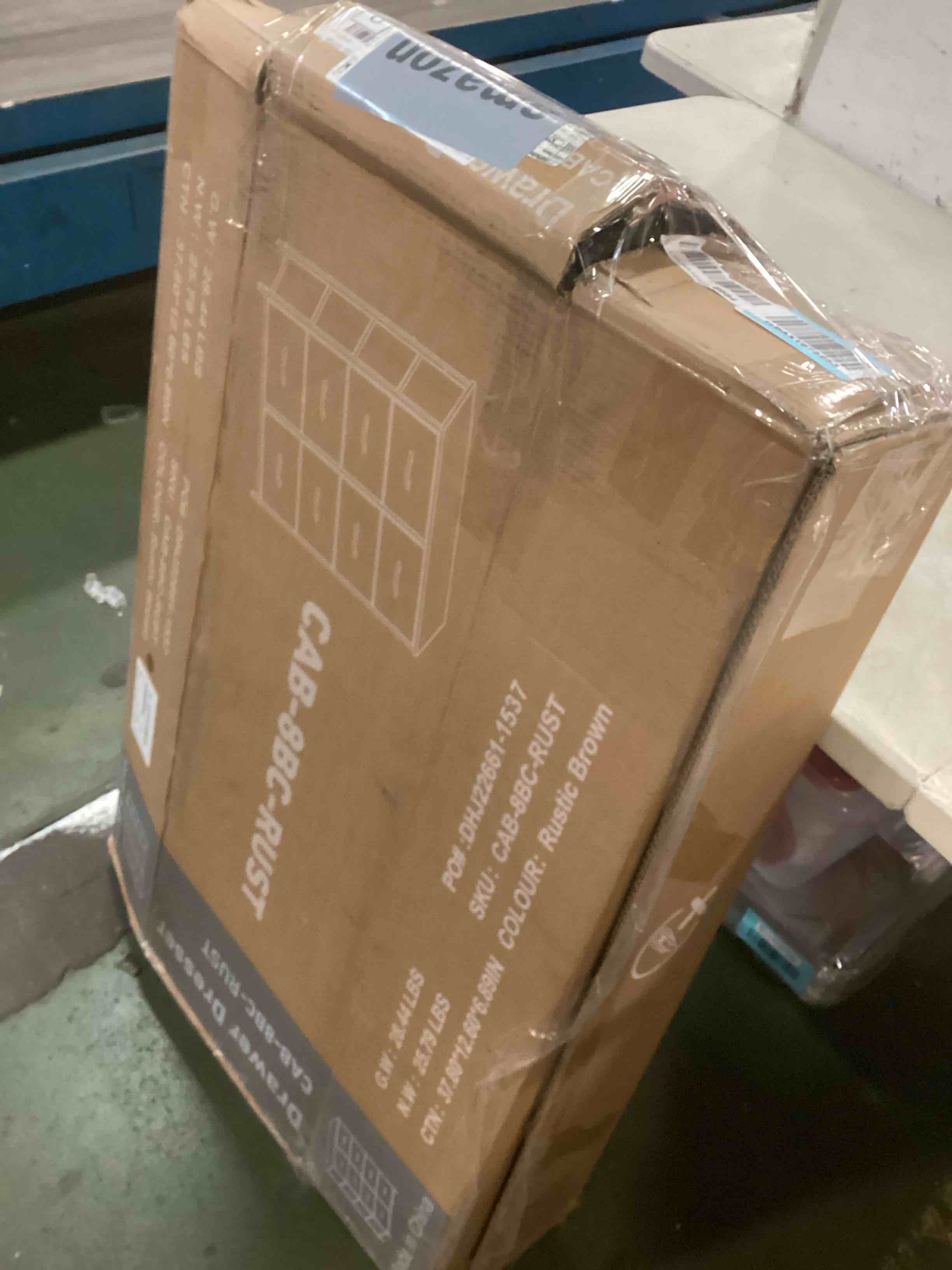 https://s3.amazonaws.com/lotting-images-prod/bidfta/RED6181852_1713352298917.jpeg