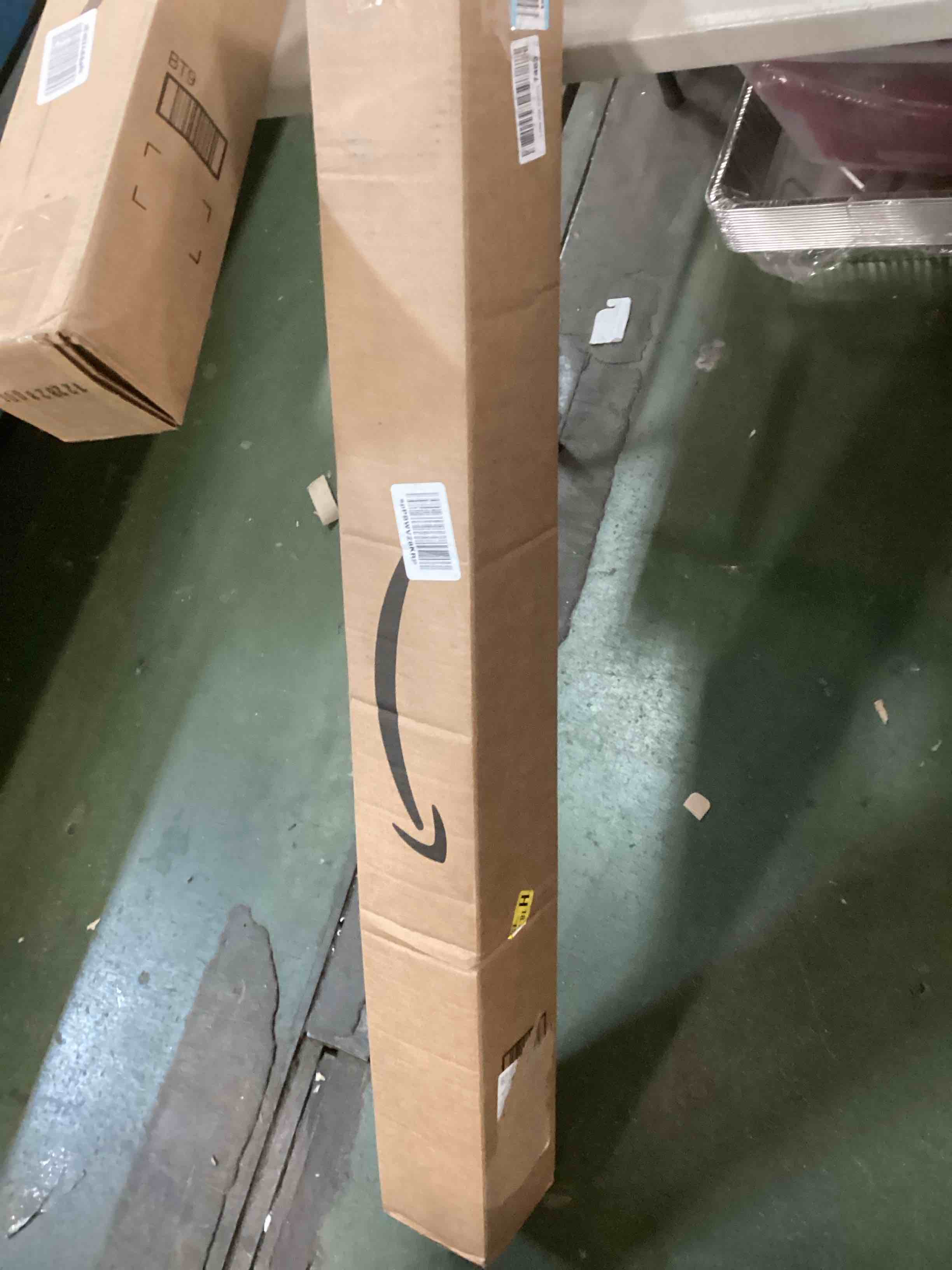 https://s3.amazonaws.com/lotting-images-prod/bidfta/RED6181892_1713356723826.jpeg