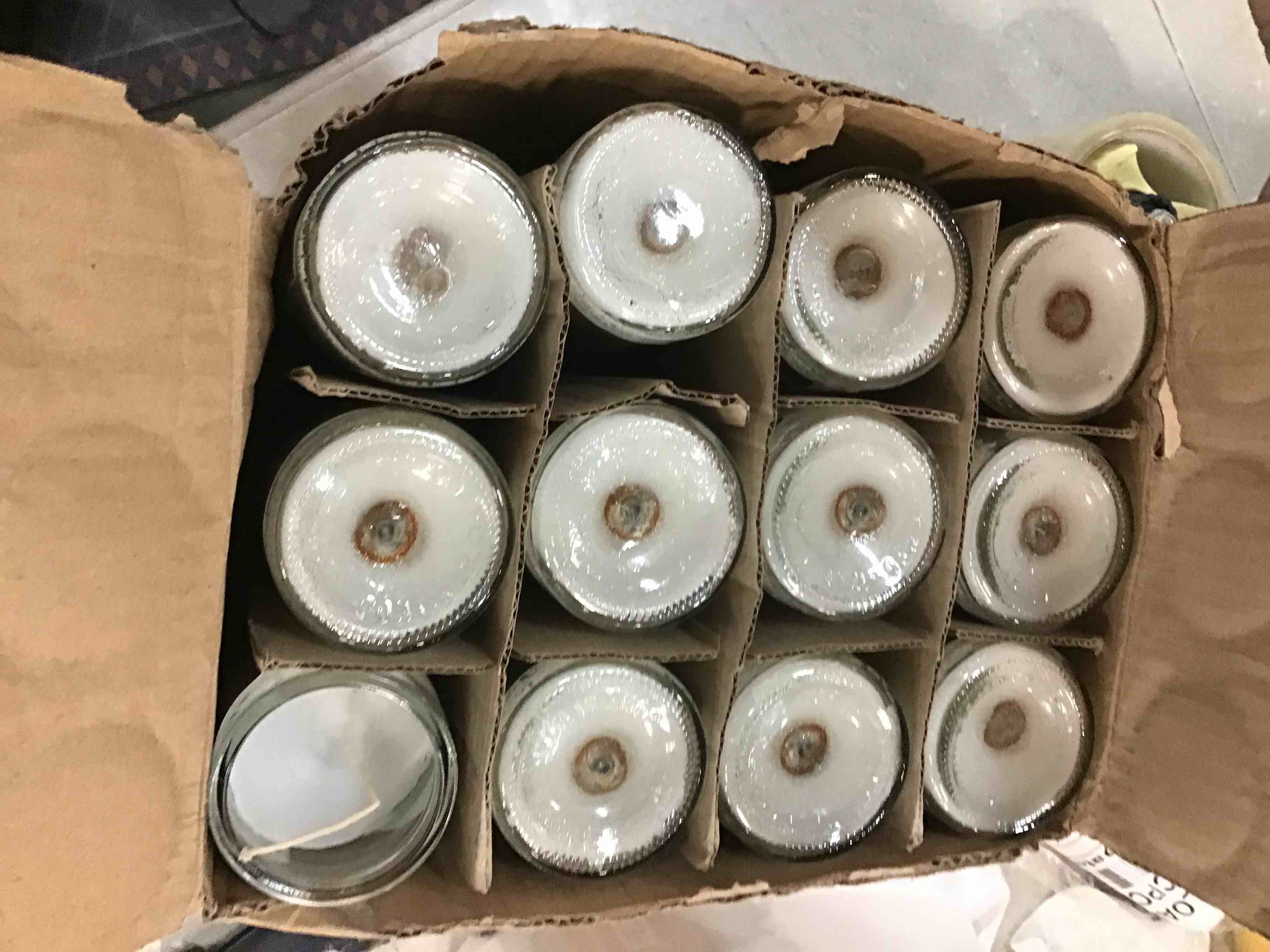 https://s3.amazonaws.com/lotting-images-prod/bidfta/RED6182768_1713295972612.jpeg