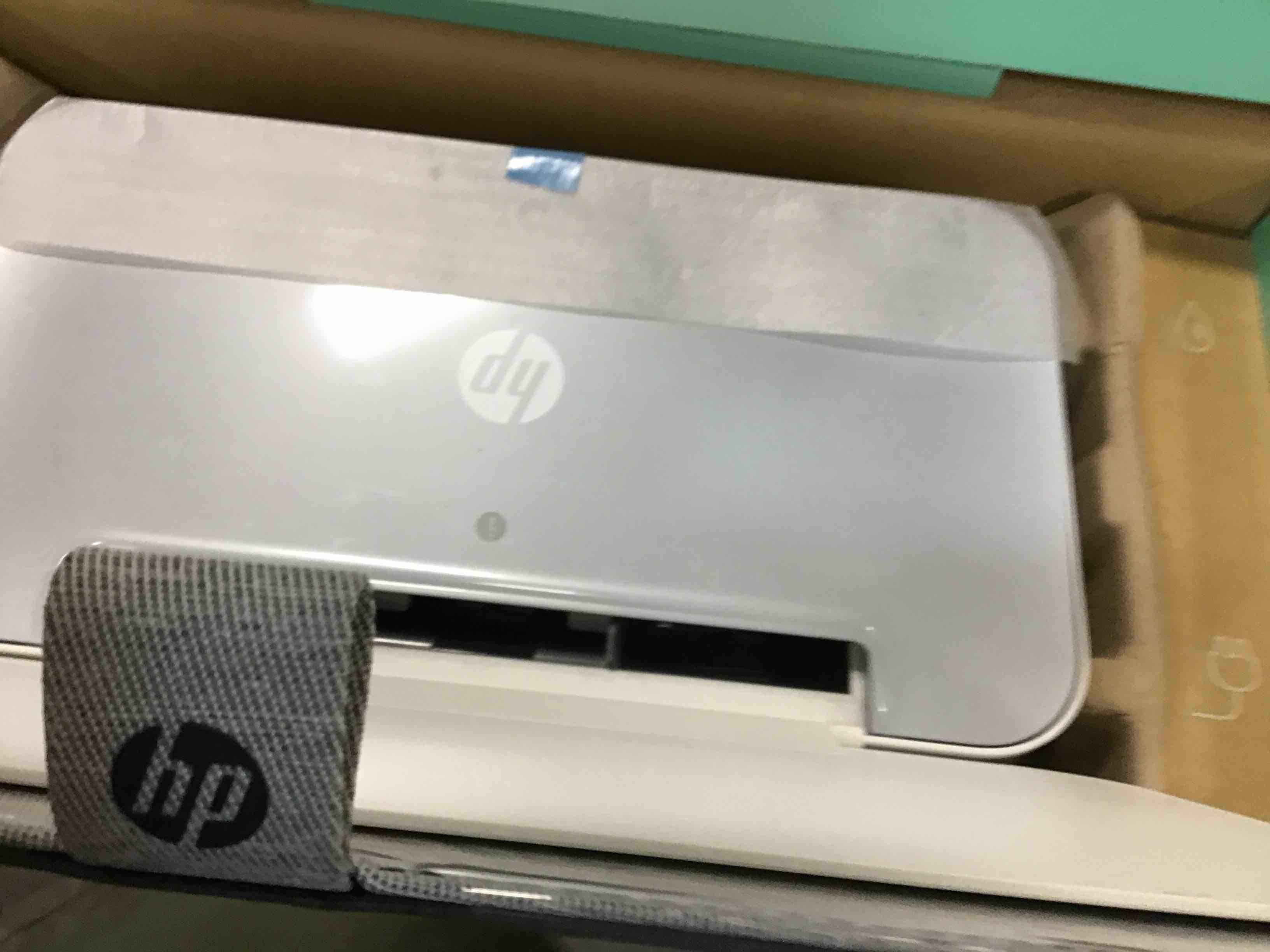 https://s3.amazonaws.com/lotting-images-prod/bidfta/RED6182834_1713356976042.jpeg