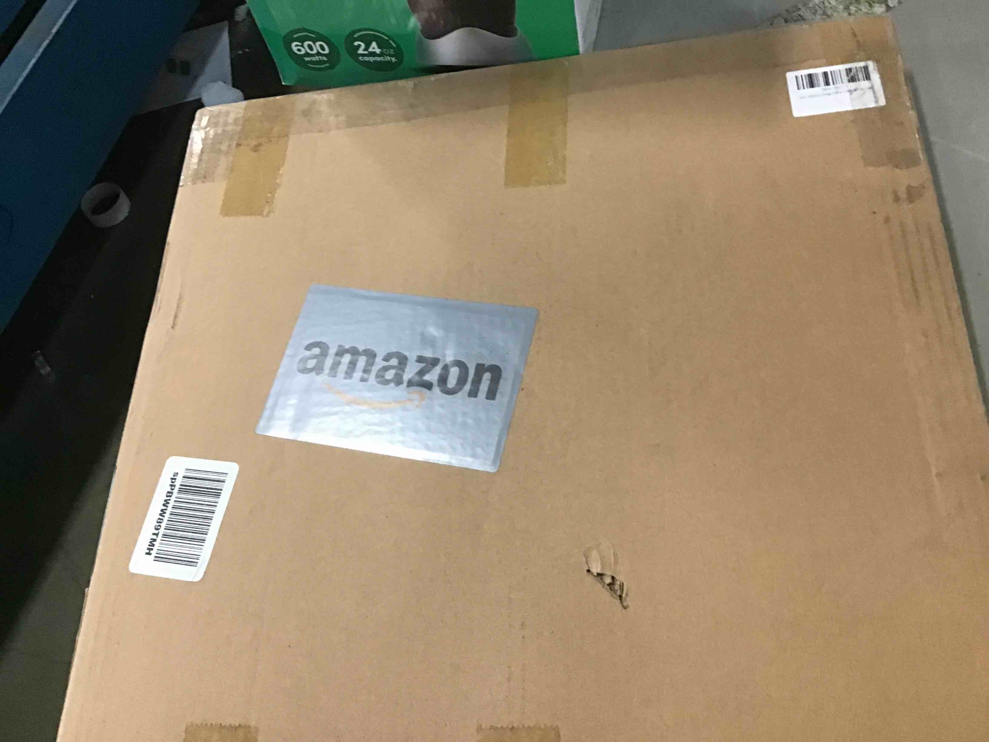 https://s3.amazonaws.com/lotting-images-prod/bidfta/RED6183060_1713378946664.jpeg