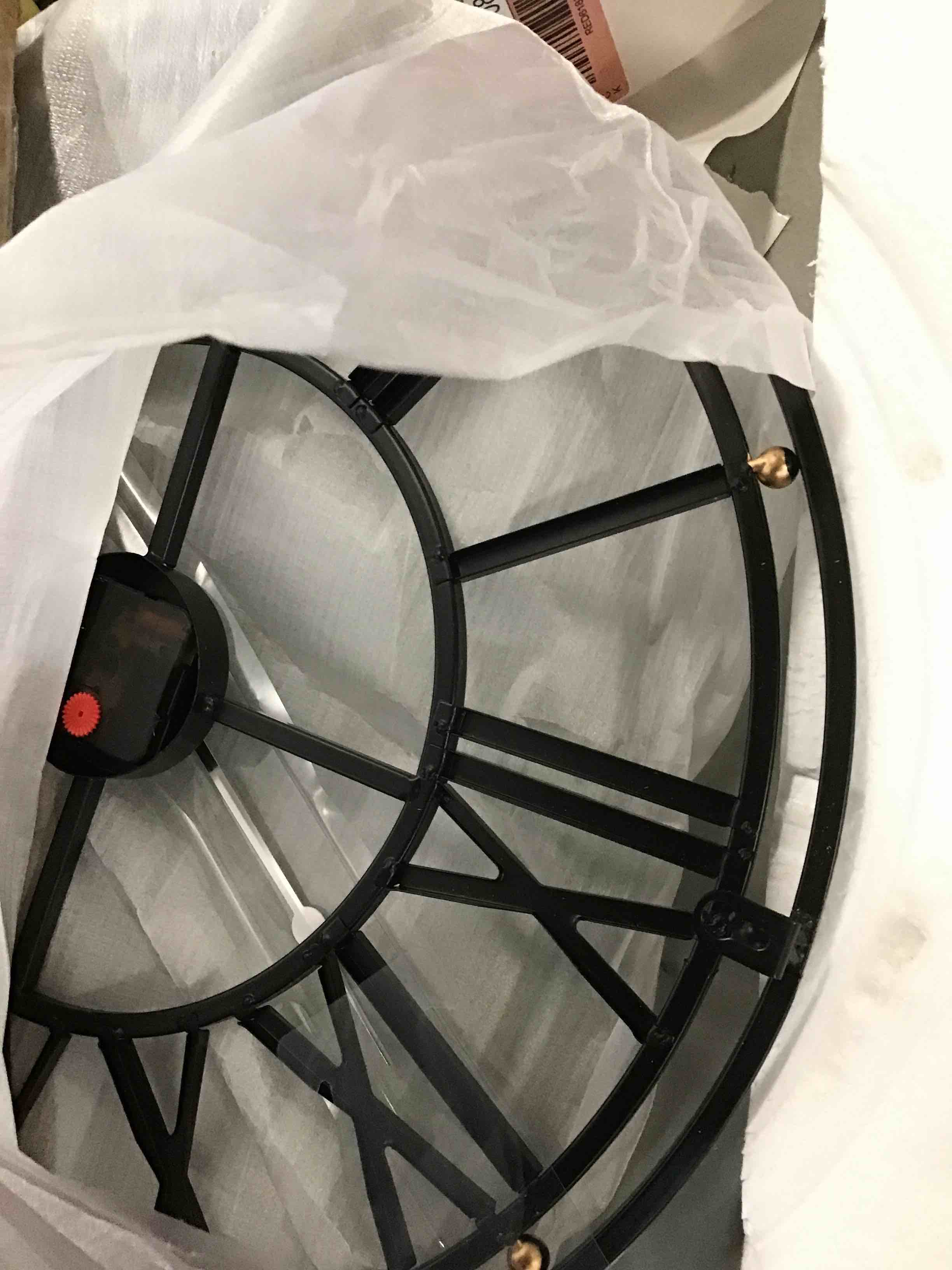 https://s3.amazonaws.com/lotting-images-prod/bidfta/RED6183080_1713382323286.jpeg