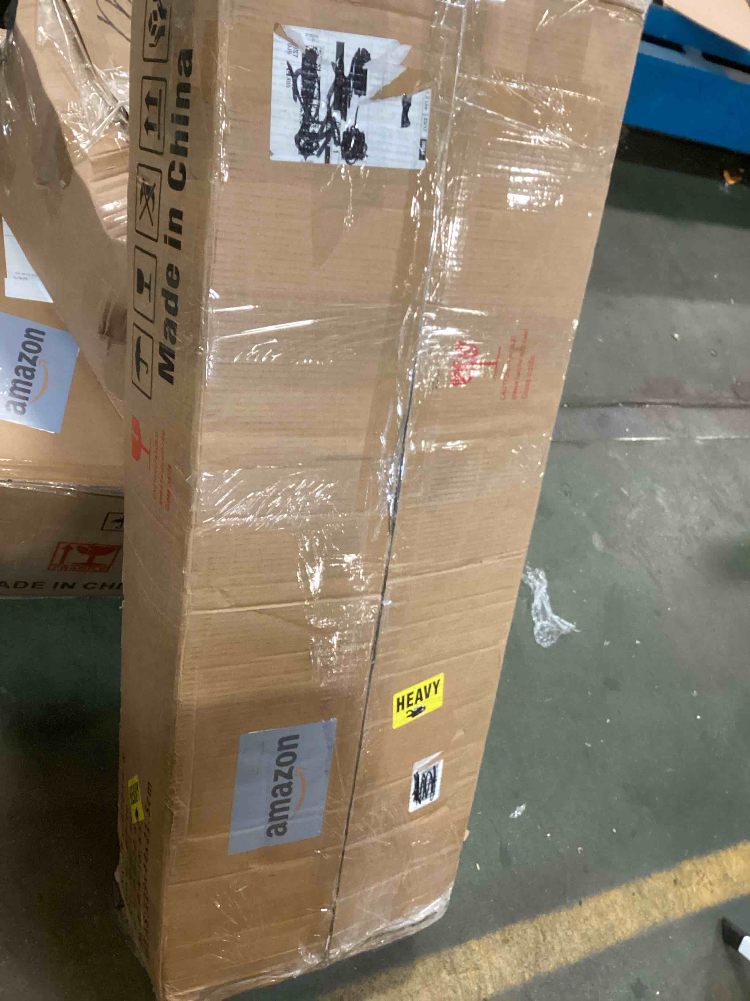 https://s3.amazonaws.com/lotting-images-prod/bidfta/RED6183772_1713202713322.jpeg