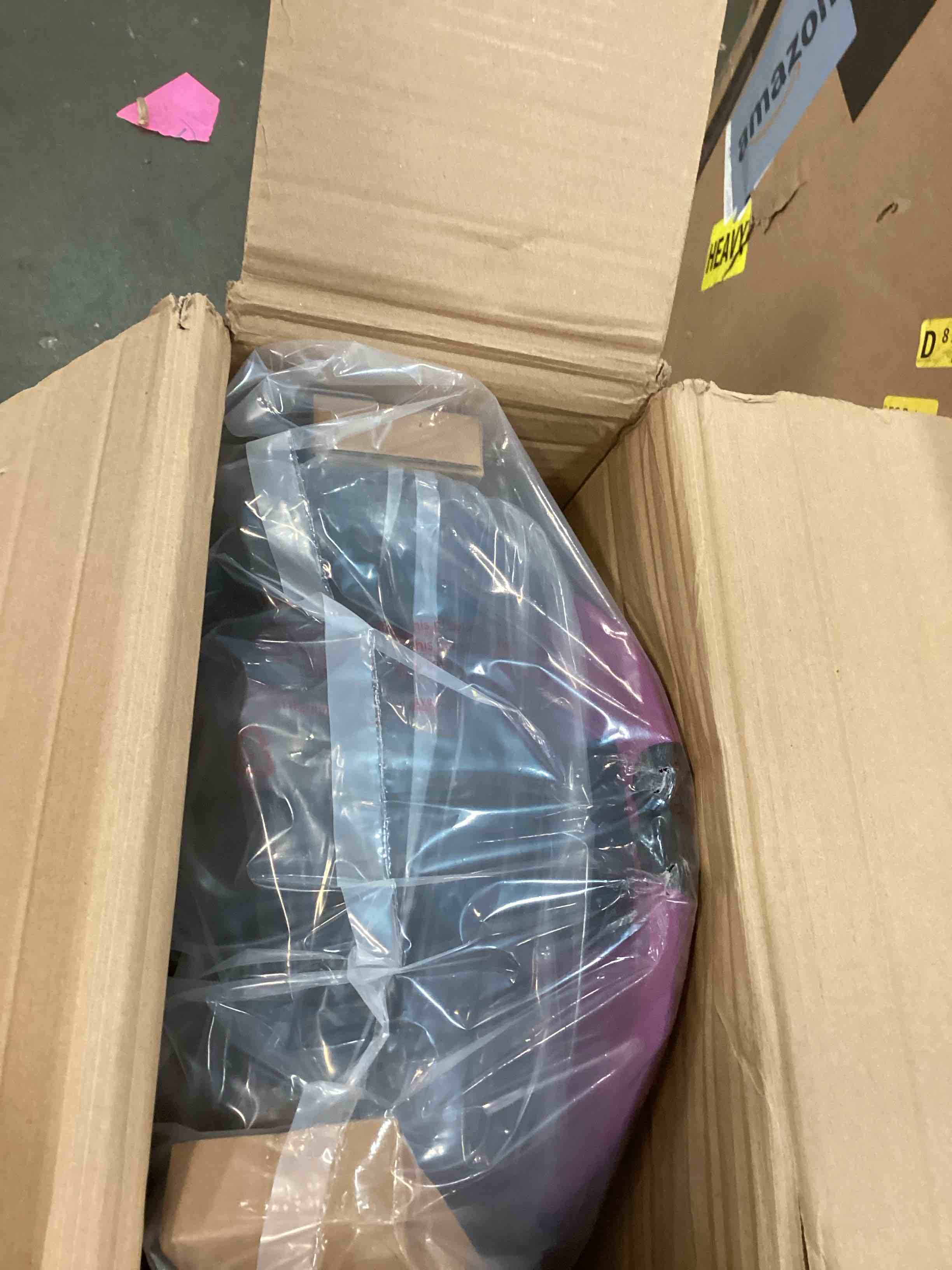 https://s3.amazonaws.com/lotting-images-prod/bidfta/RED6183855_1713212166299.jpeg