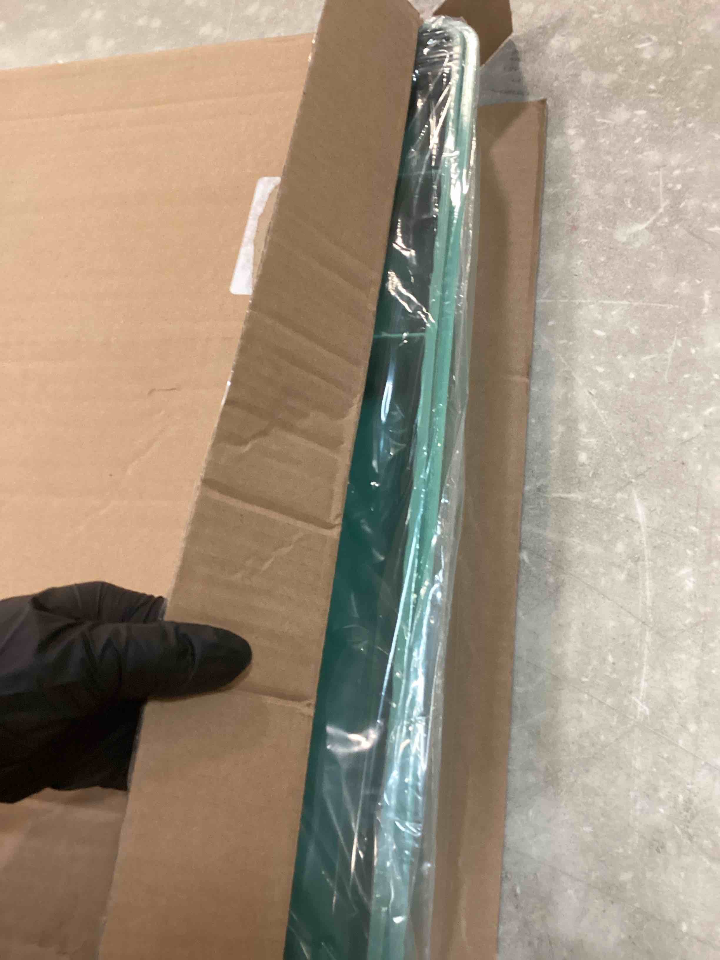 https://s3.amazonaws.com/lotting-images-prod/bidfta/RED6183954_1713277775984.jpeg