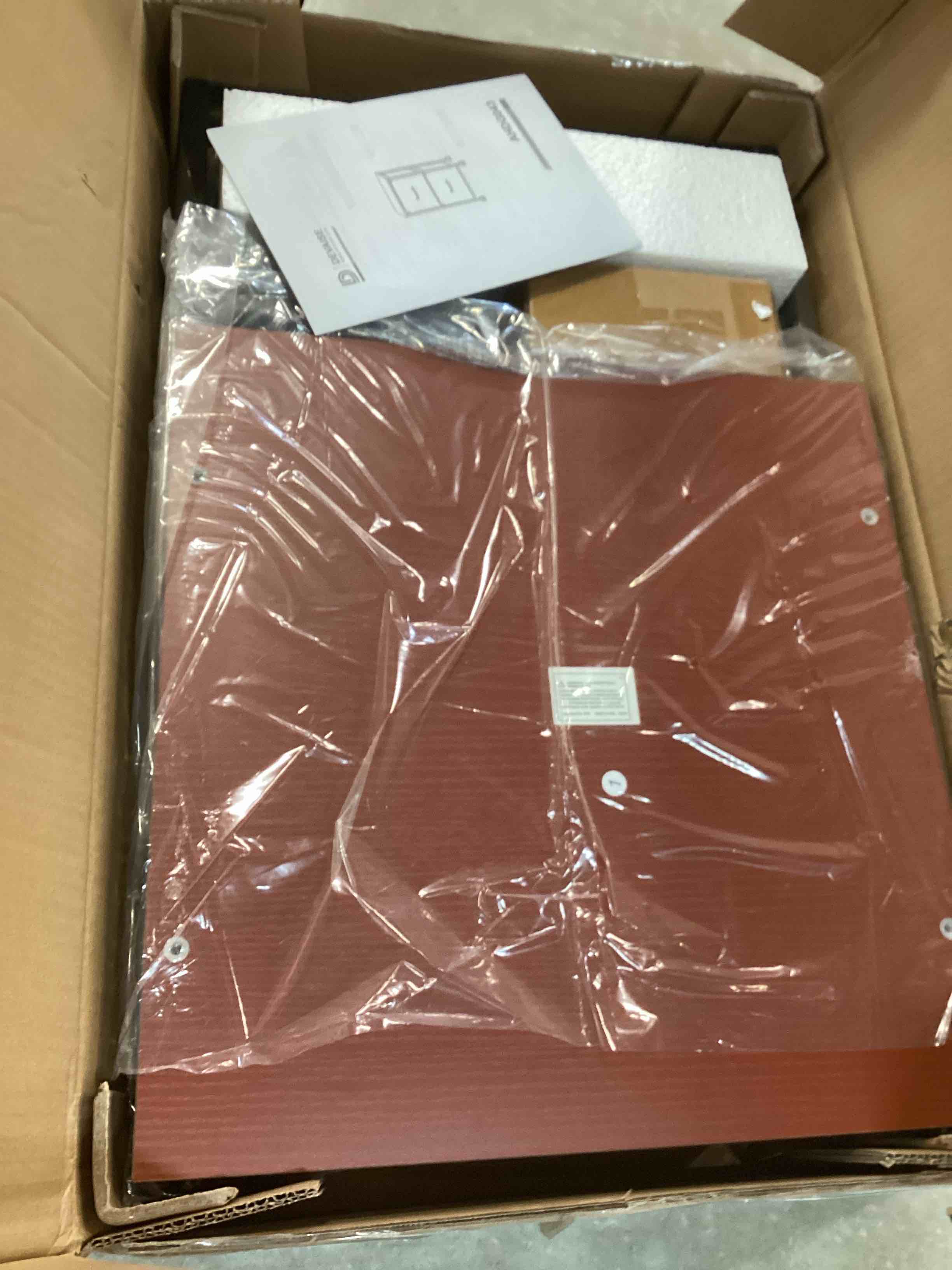 https://s3.amazonaws.com/lotting-images-prod/bidfta/RED6183955_1713277882971.jpeg