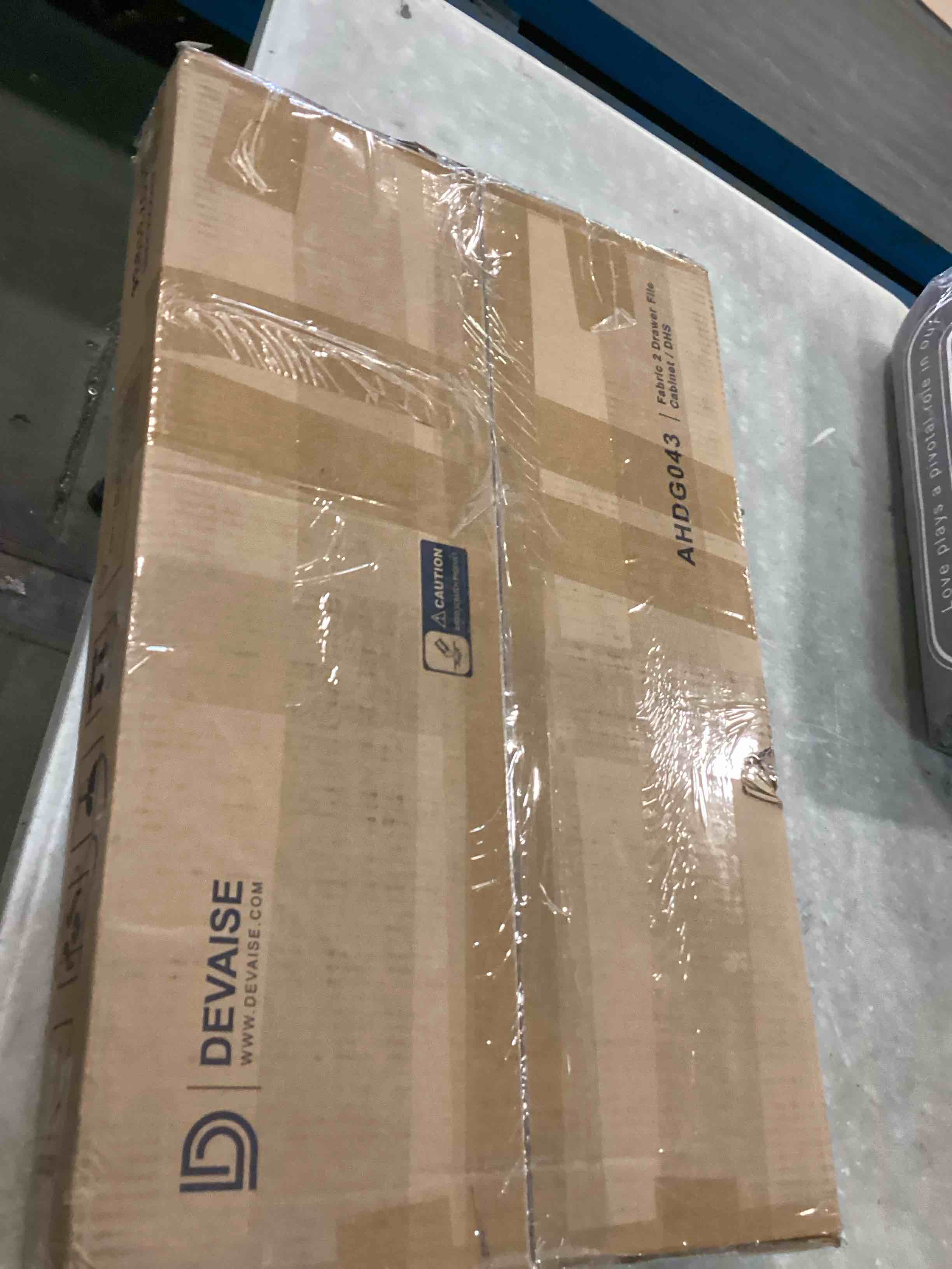 https://s3.amazonaws.com/lotting-images-prod/bidfta/RED6183955_1713277916431.jpeg