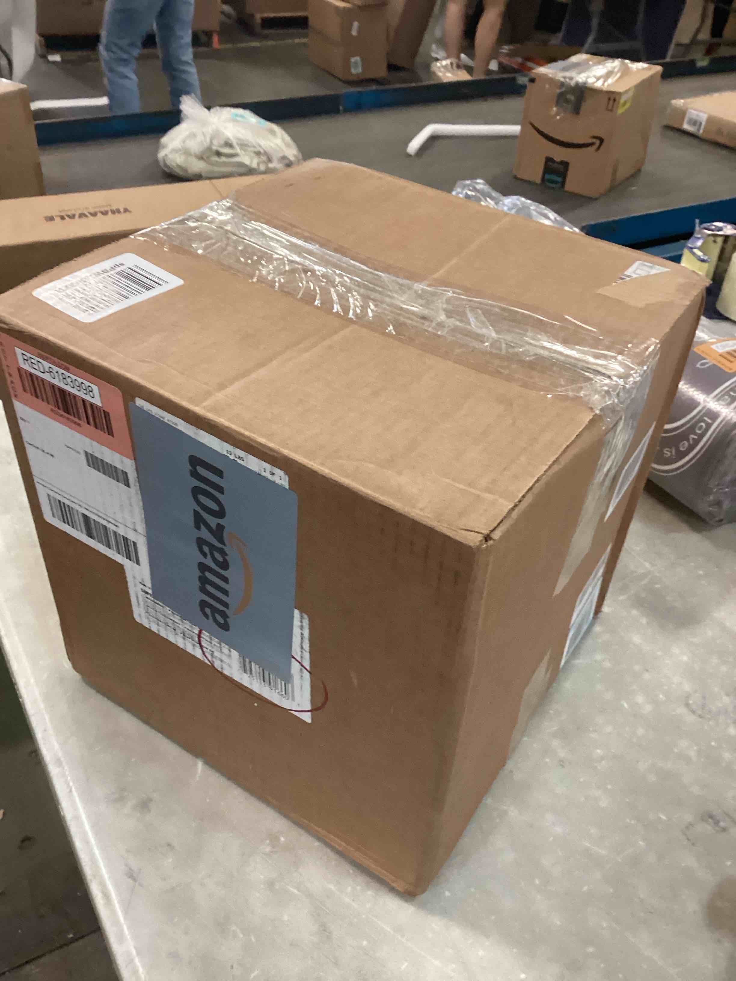 https://s3.amazonaws.com/lotting-images-prod/bidfta/RED6183998_1713282149488.jpeg