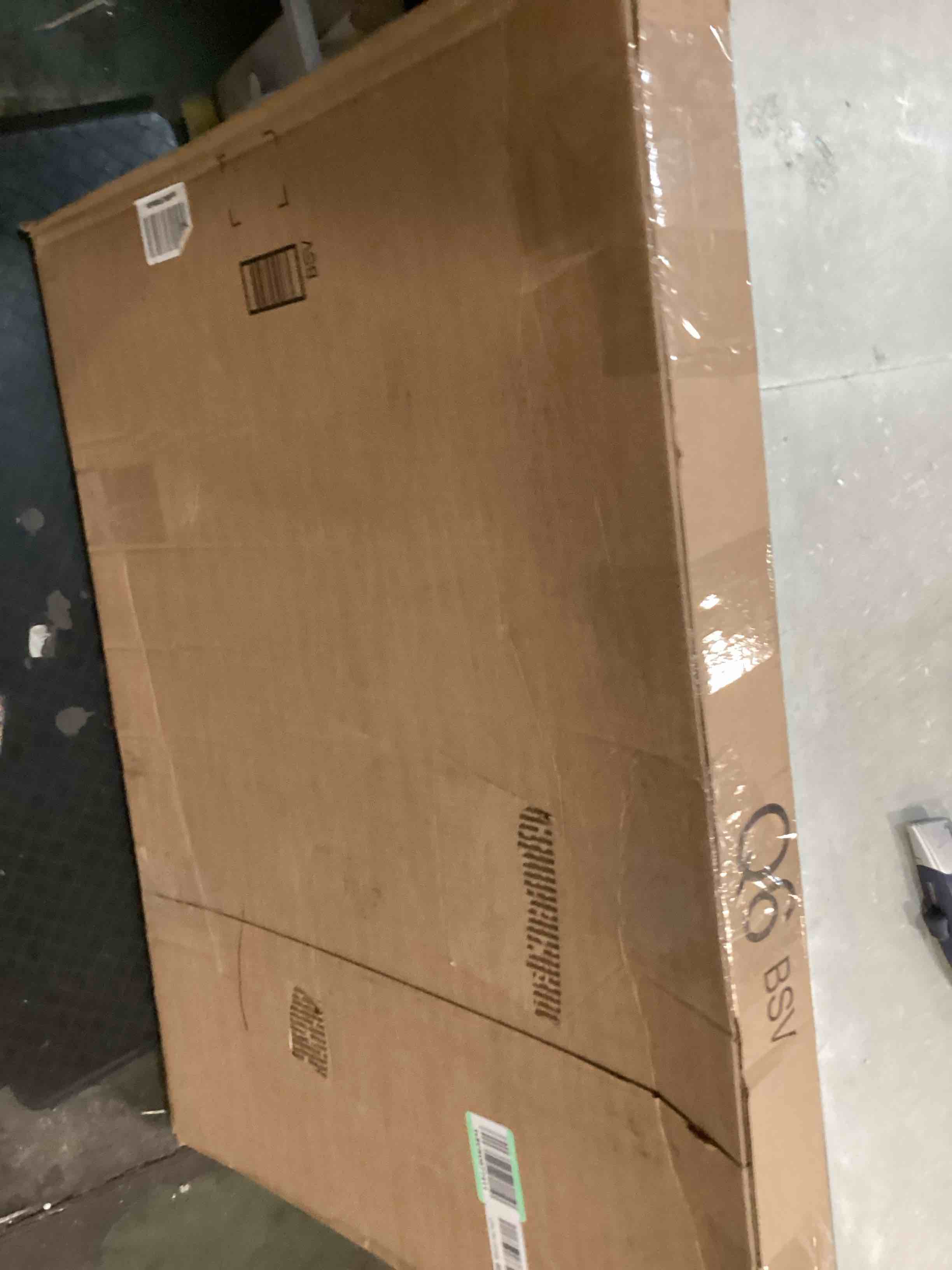 https://s3.amazonaws.com/lotting-images-prod/bidfta/RED6184151_1713358713801.jpeg