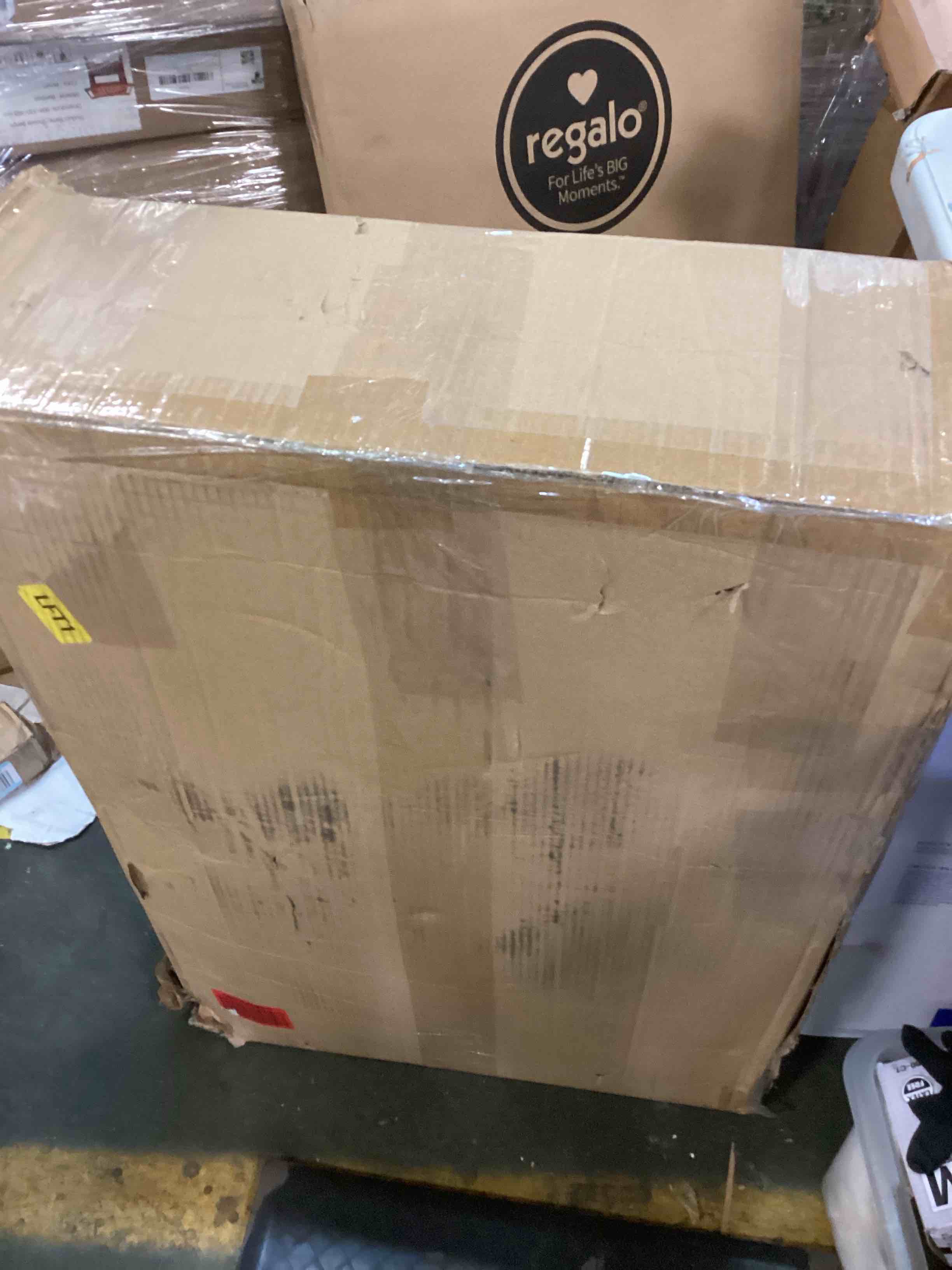 https://s3.amazonaws.com/lotting-images-prod/bidfta/RED6184226_1713367573150.jpeg
