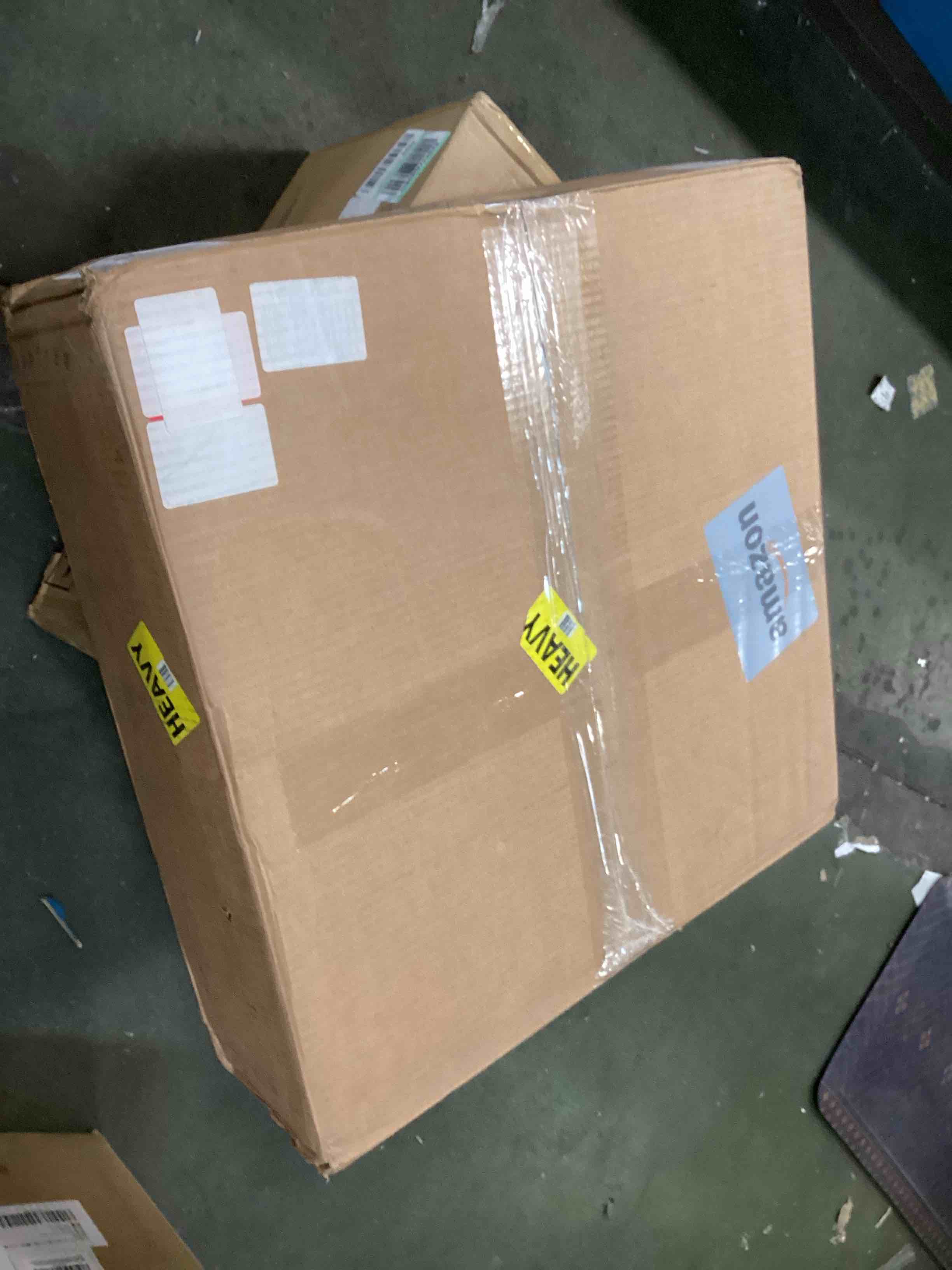 https://s3.amazonaws.com/lotting-images-prod/bidfta/RED6184331_1713382046697.jpeg