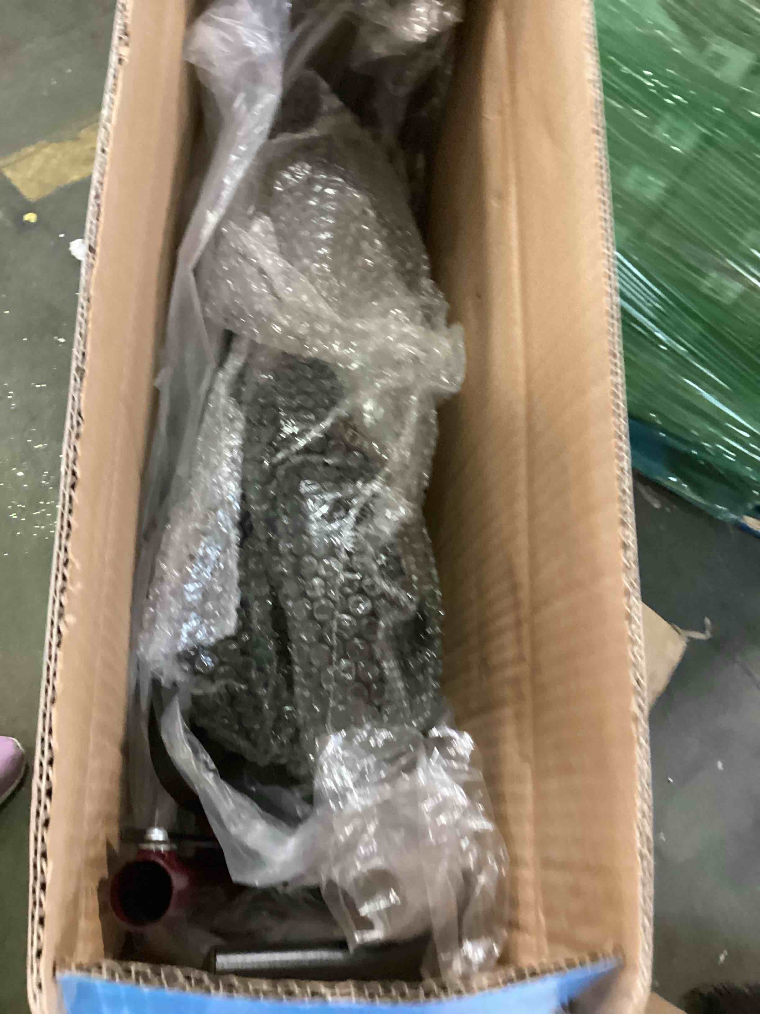 https://s3.amazonaws.com/lotting-images-prod/bidfta/RED6184720_1713539842735.jpeg
