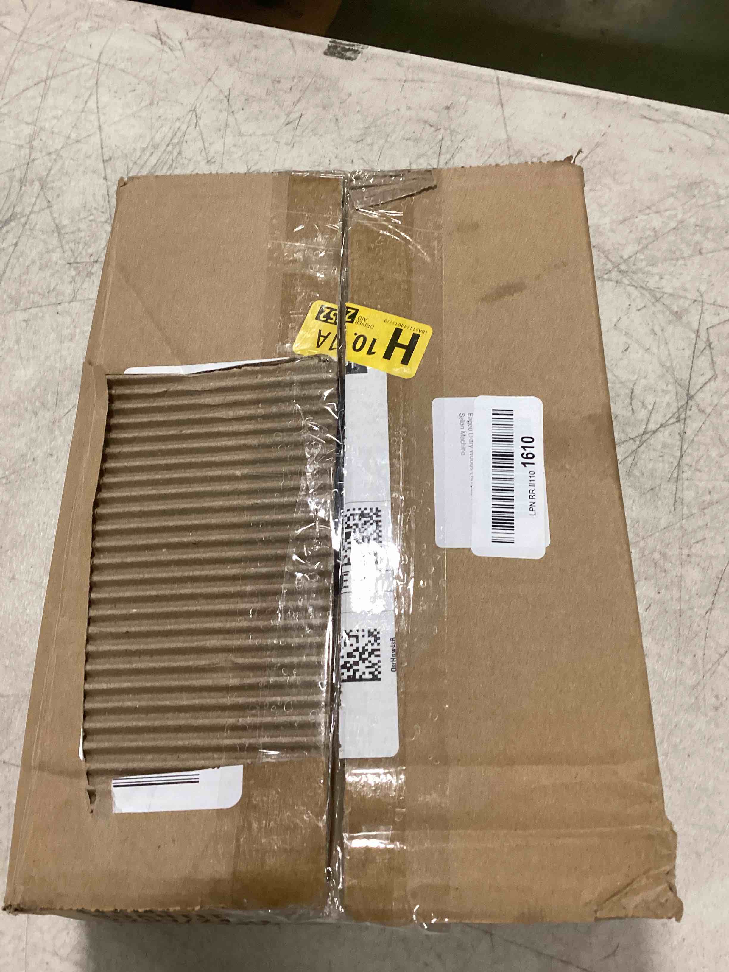 https://s3.amazonaws.com/lotting-images-prod/bidfta/RED6185048_1712843471027.jpeg