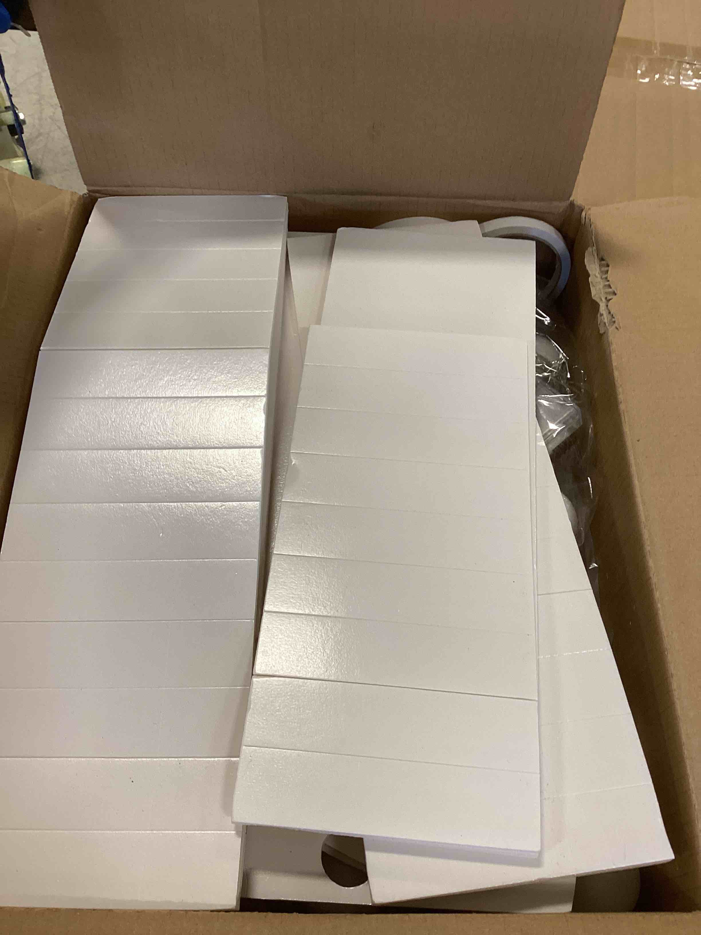 https://s3.amazonaws.com/lotting-images-prod/bidfta/RED6185604_1713199840770.jpeg