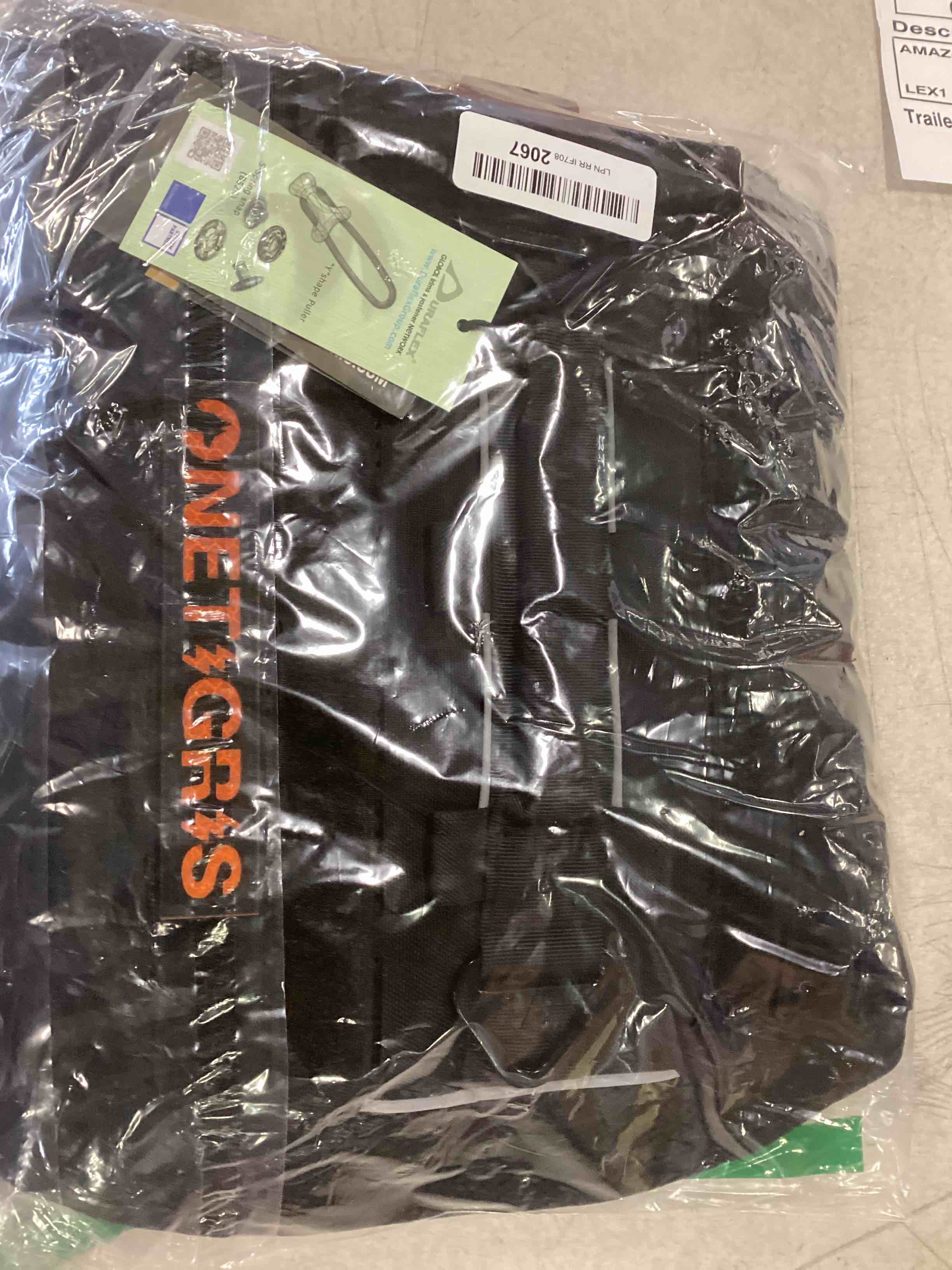 https://s3.amazonaws.com/lotting-images-prod/bidfta/RED6186140_1713365414384.jpeg